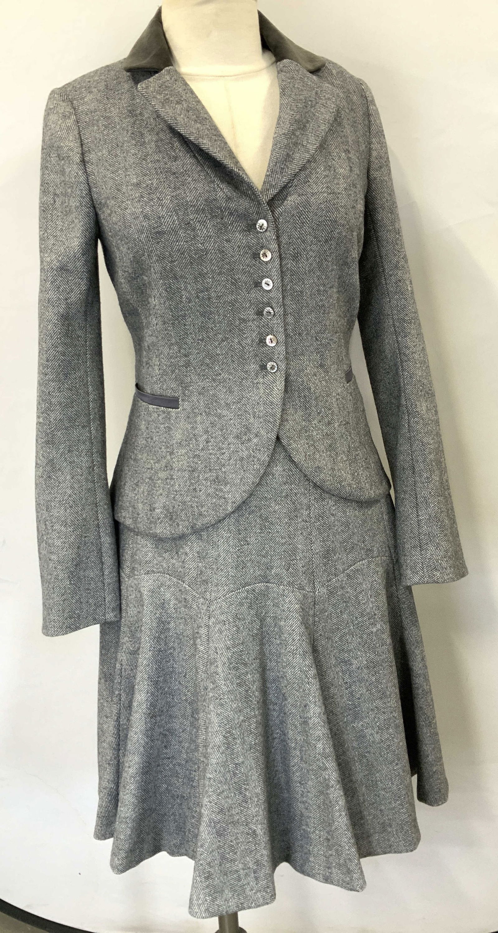 Rebecca Taylor Wool Blend Skirt Suit, sz 4 (1 of 9)