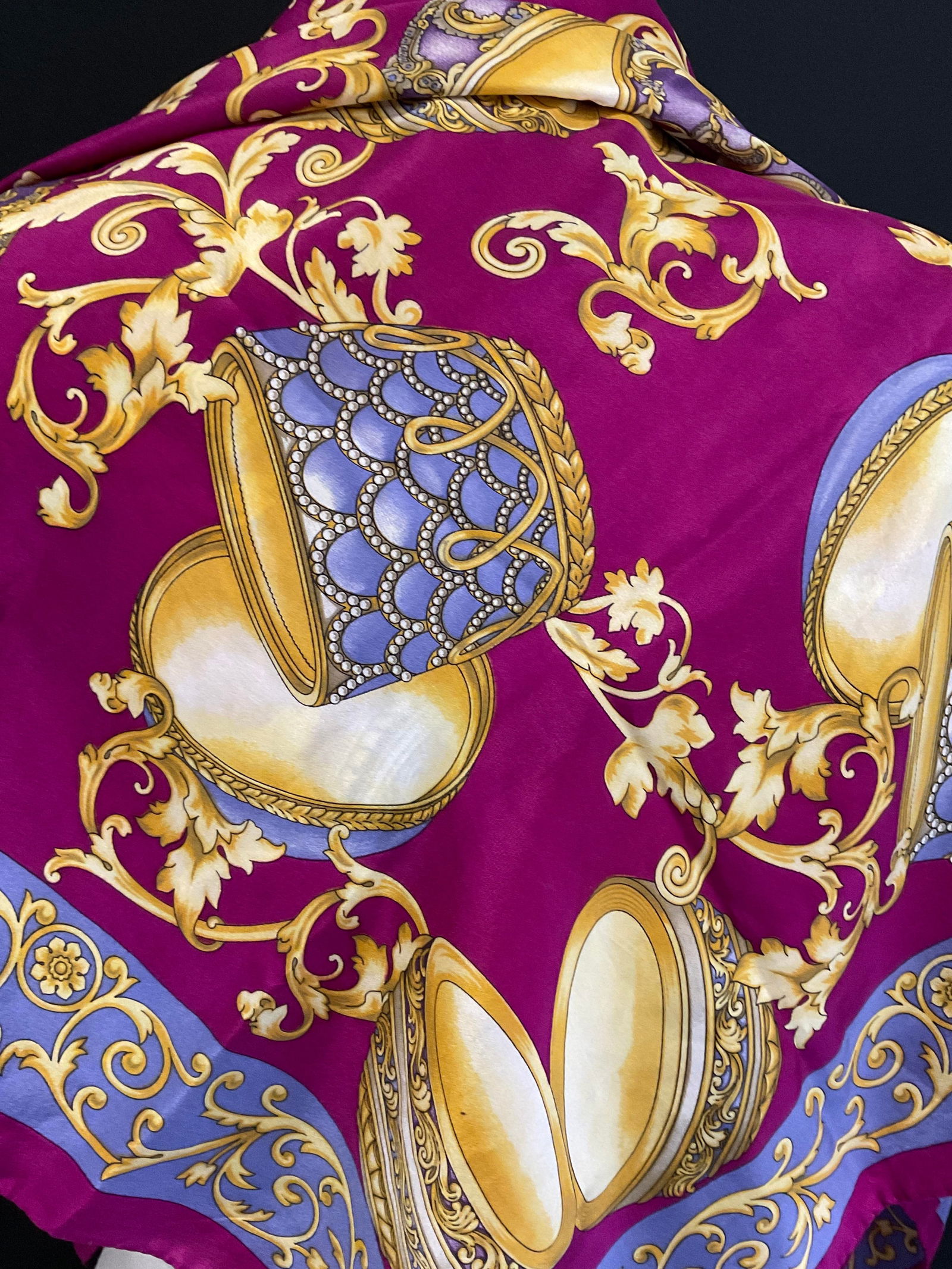 Luxury ITALCA 100% Silk Scarf Italy (1 of 6)