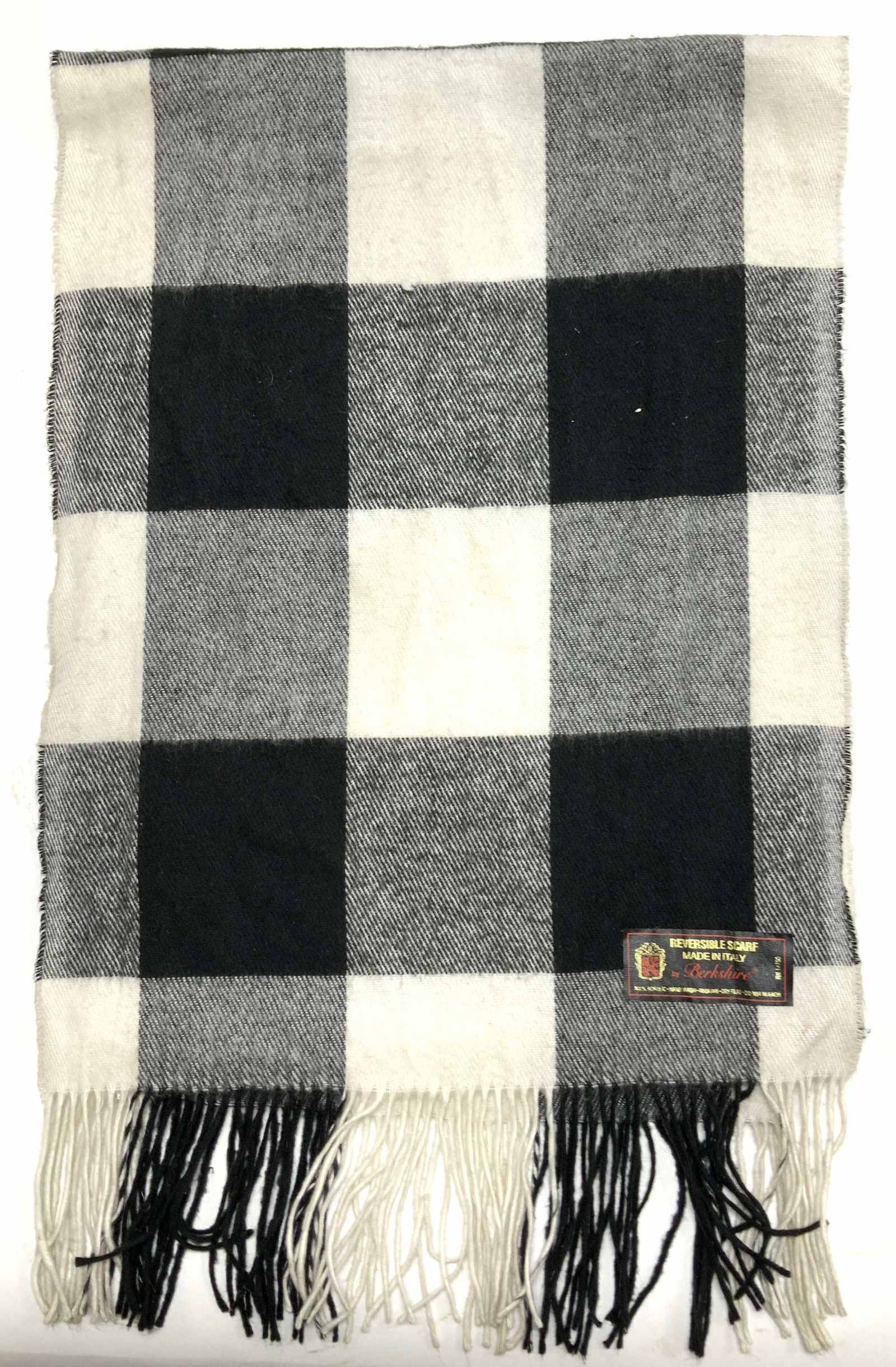 Berkshire Cashmere Style Checkered Scarf Italy (1 of 6)