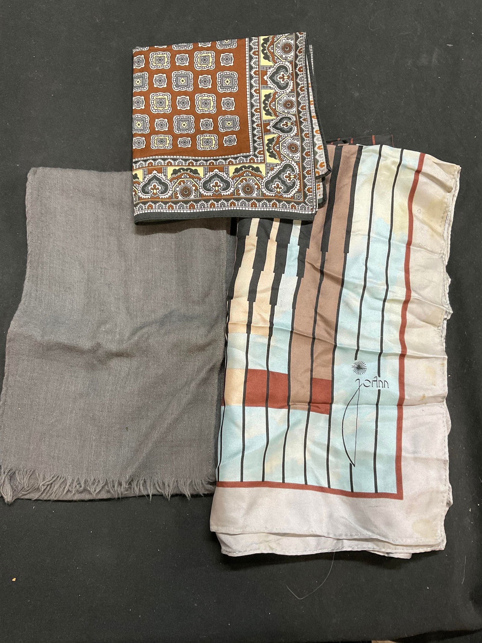 Lot 3 Scarves and Handkerchief JOANN (1 of 9)