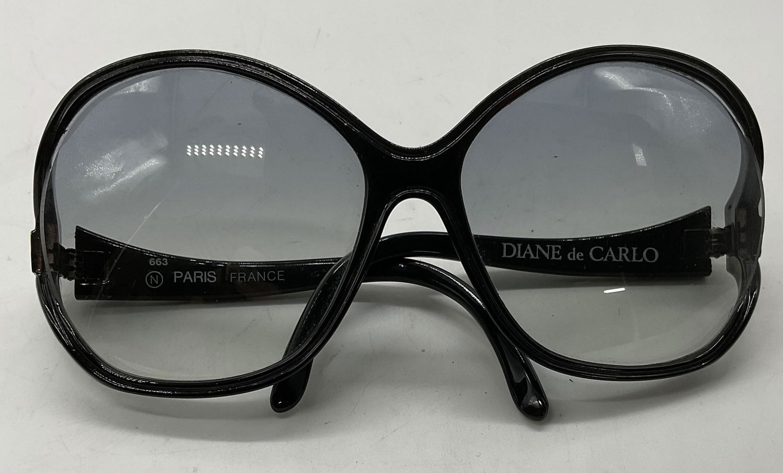 DIANE DE CARLO Ladies Black Sunglasses France (1 of 9)