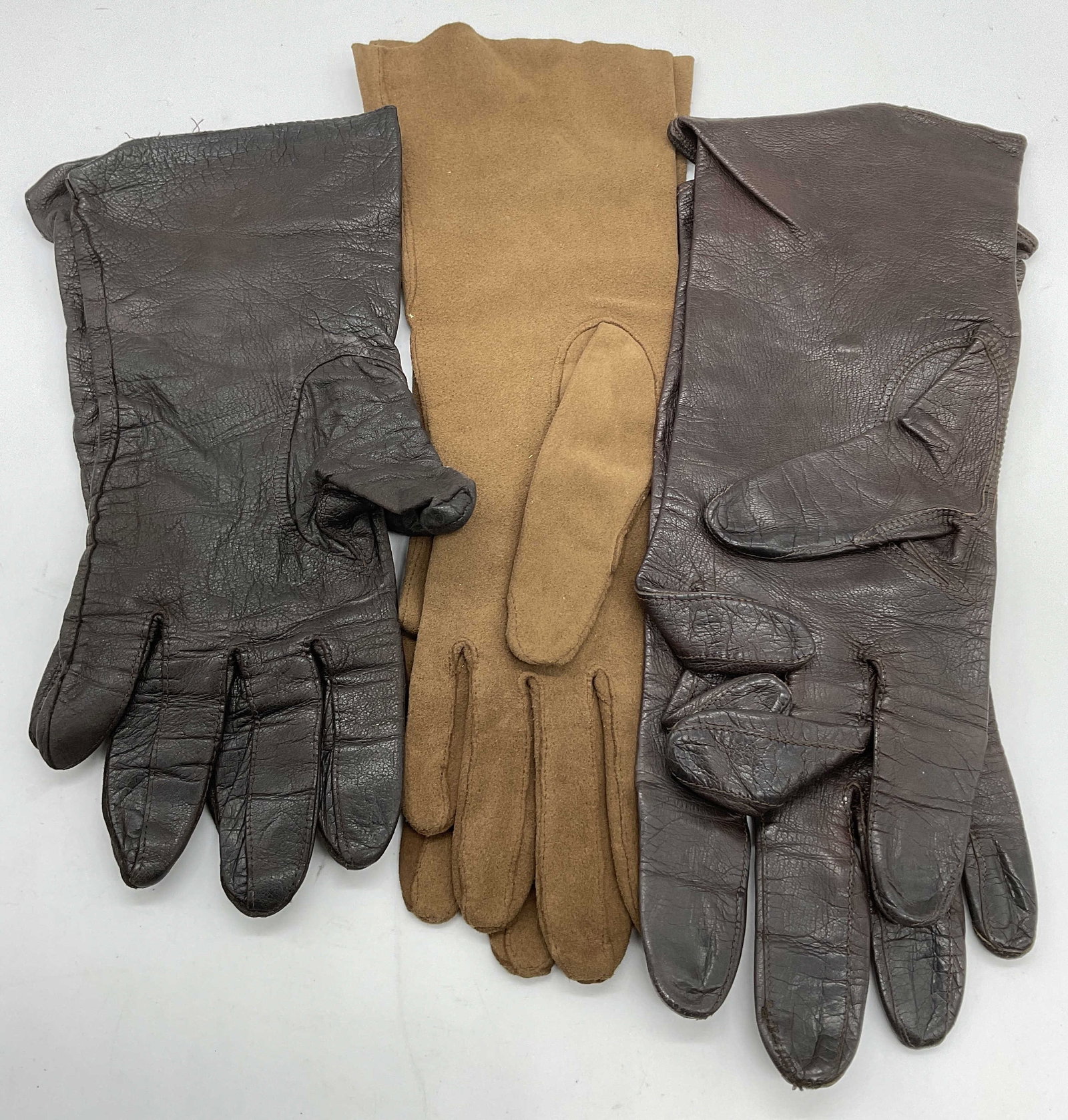 Lot 3 Leather and Suede Gloves (1 of 8)