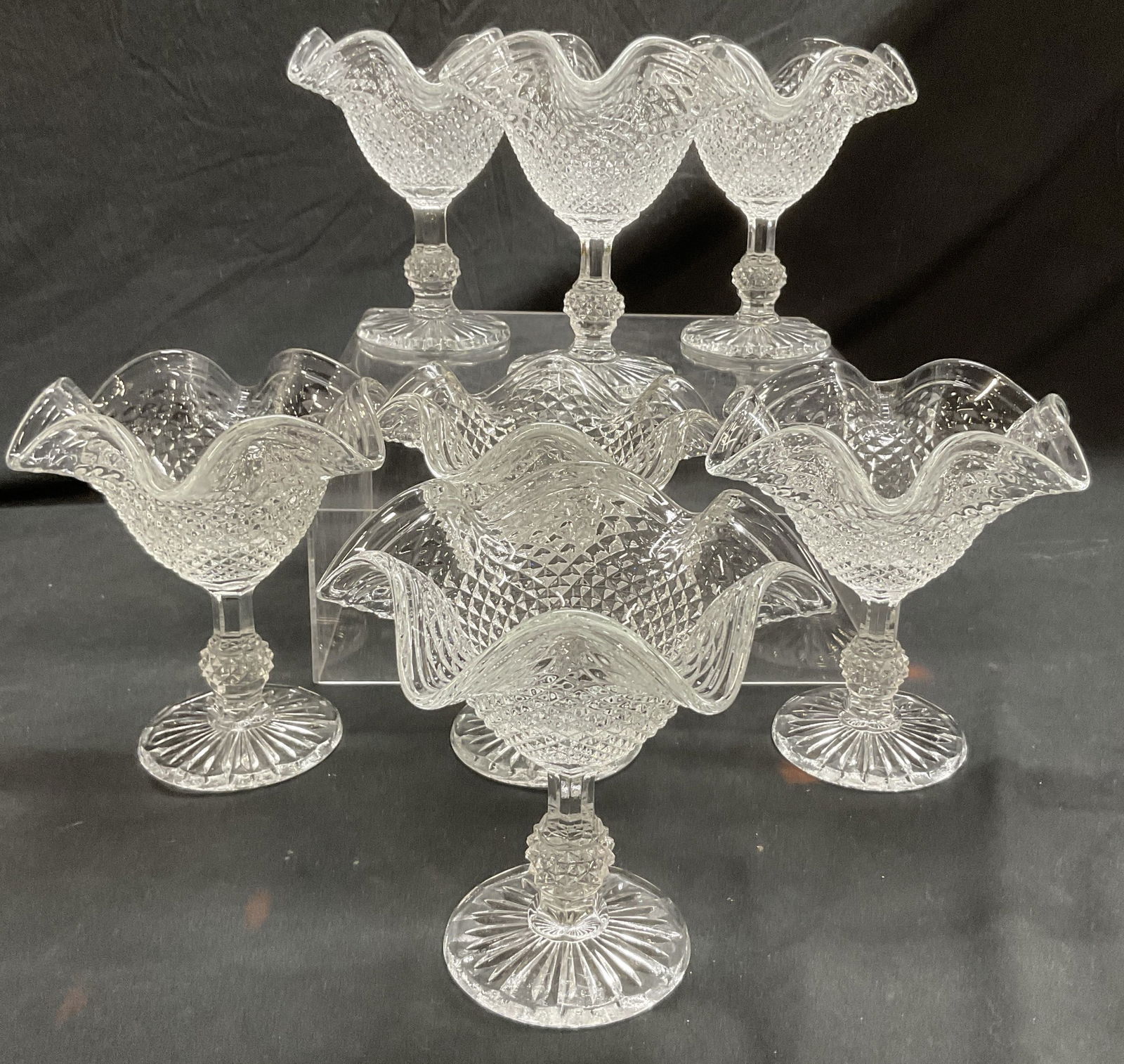 7 IVIMA Glass Dessert Pedestal Bowls Portugal (1 of 7)
