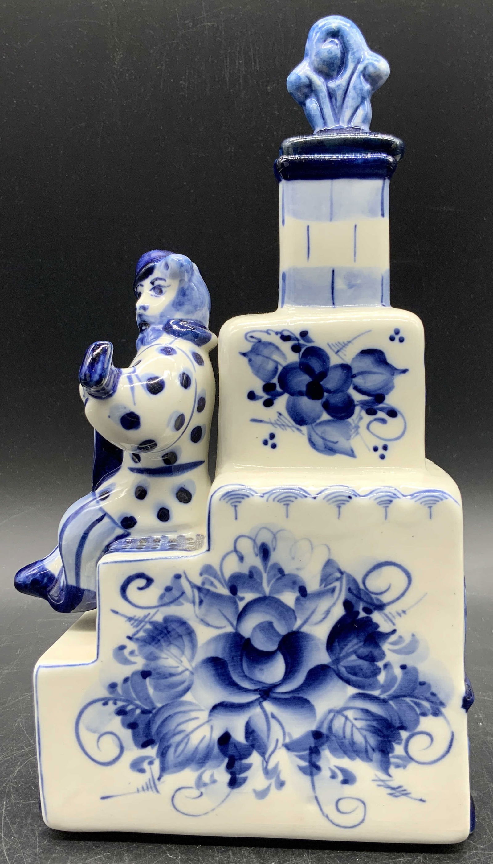 GZHEL Porcelain Blue & White Lidded Vessel, Russia (1 of 12)