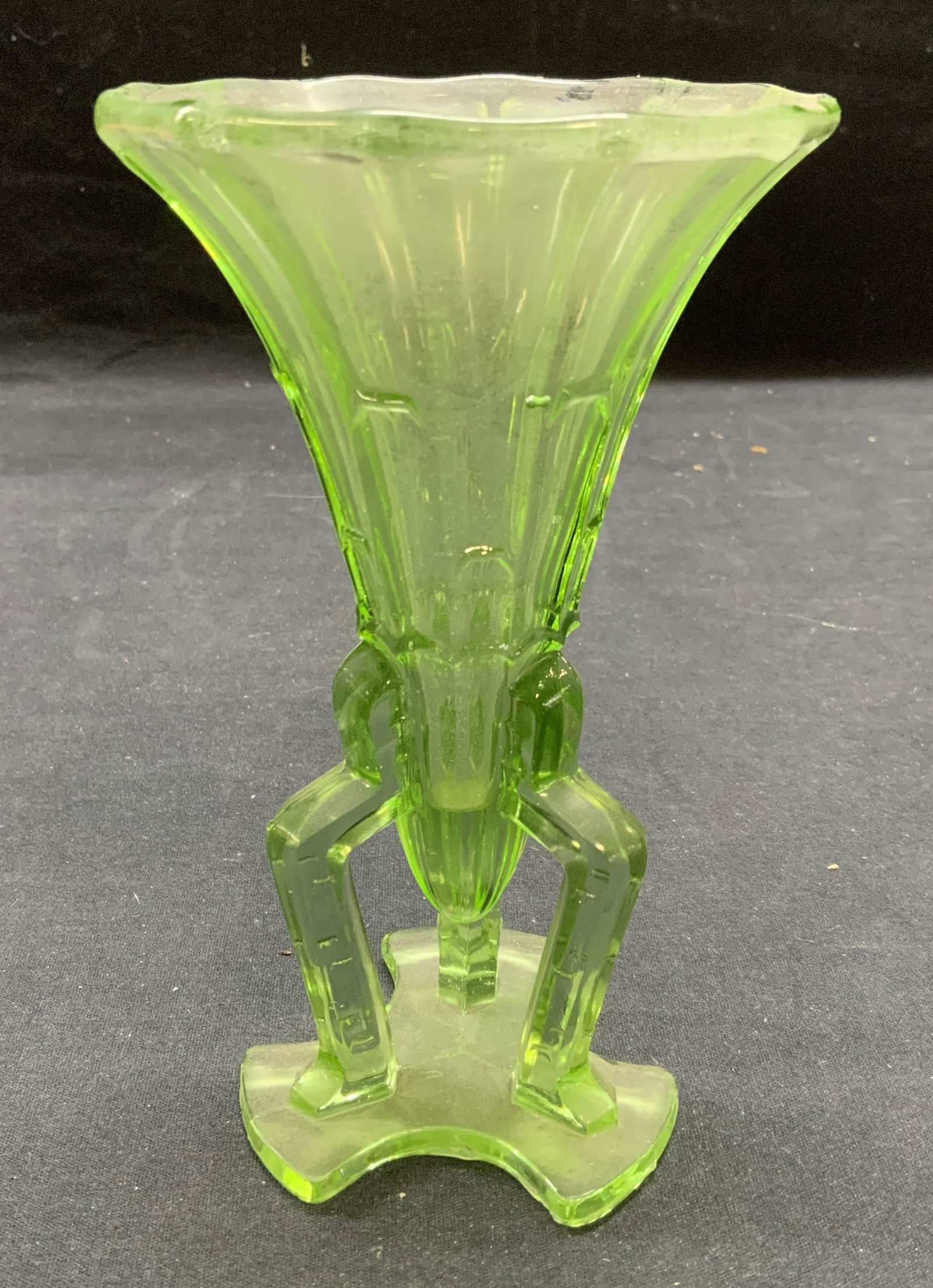Art Deco Green Depression Glass Vase (1 of 7)