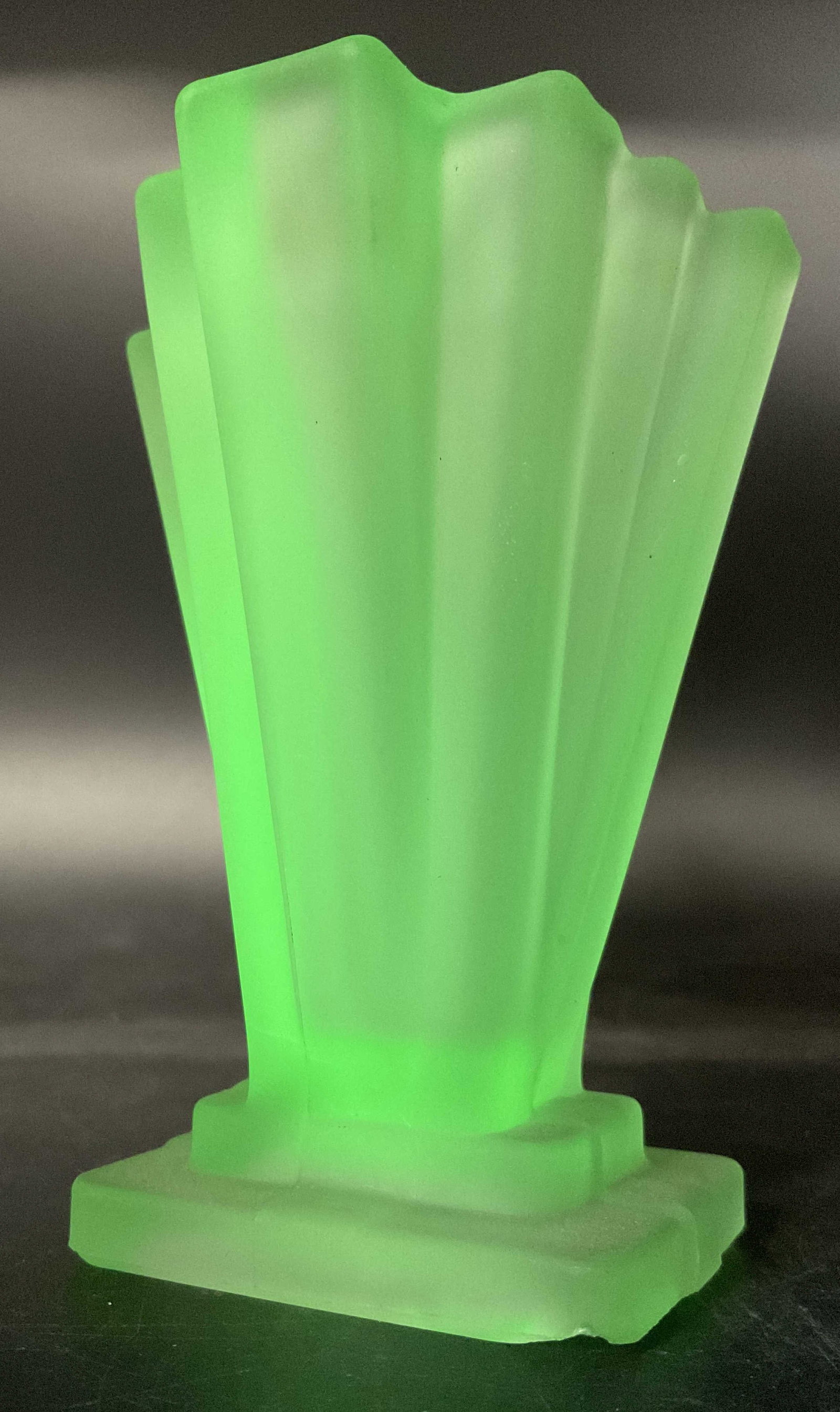 Vintage Art Deco Green Frosted Glass Vase: Vintage, possibly antique, Art Deco Green, possibly Uranium, Glass Vase. Measures approx. 4H x 2W in. Measured at widest points. Some surface wear consistent with age and use. Some residue present. Pr