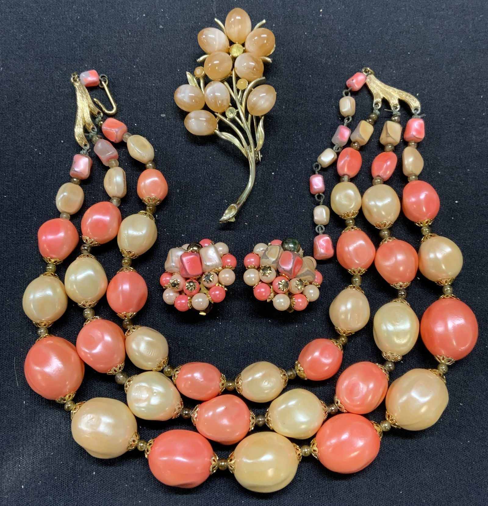 Lot3 CORO Pink Floral Brooch, Matching Jewelry Set (1 of 13)