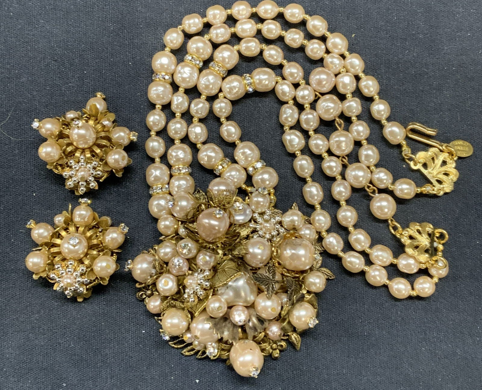 Lot2 STANLEY HAGLER Faux Pearl Necklace & Earrings (1 of 9)
