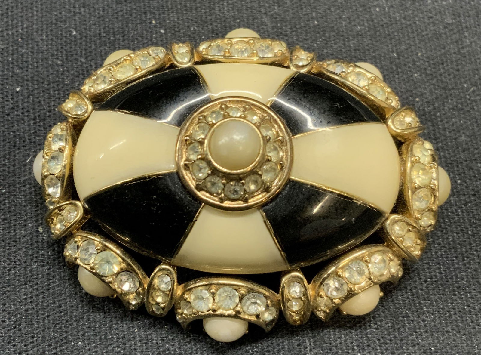 CINER Gold Tn Crystal Black & White Enamel Brooch (1 of 6)