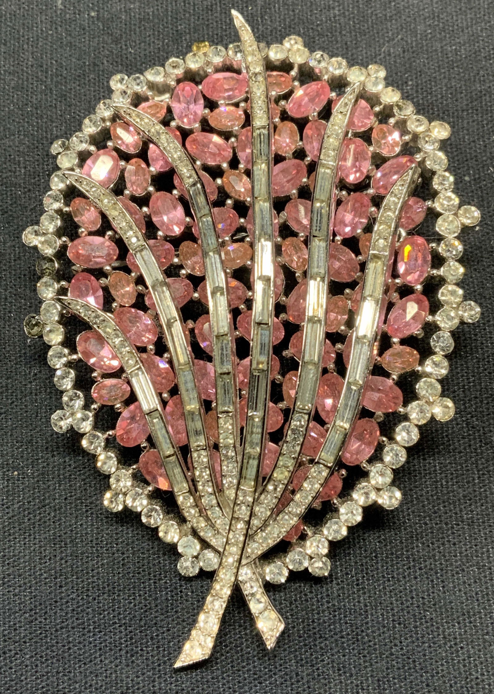 TRIFARI Silver Tone Pink Crystal Brooch 3in (1 of 7)
