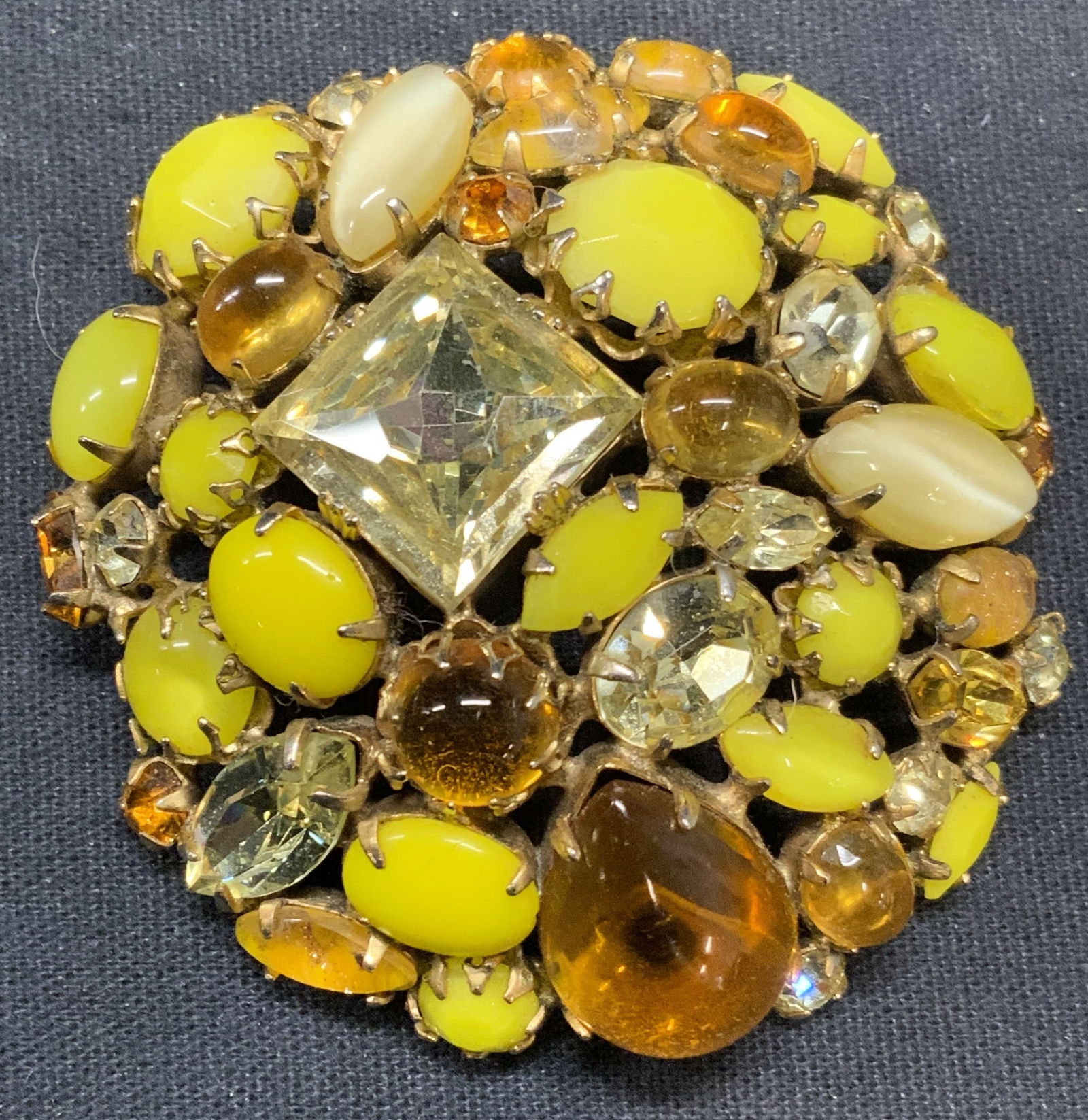 SCHREINER Yellow & Amber Crystal Brooch (1 of 8)