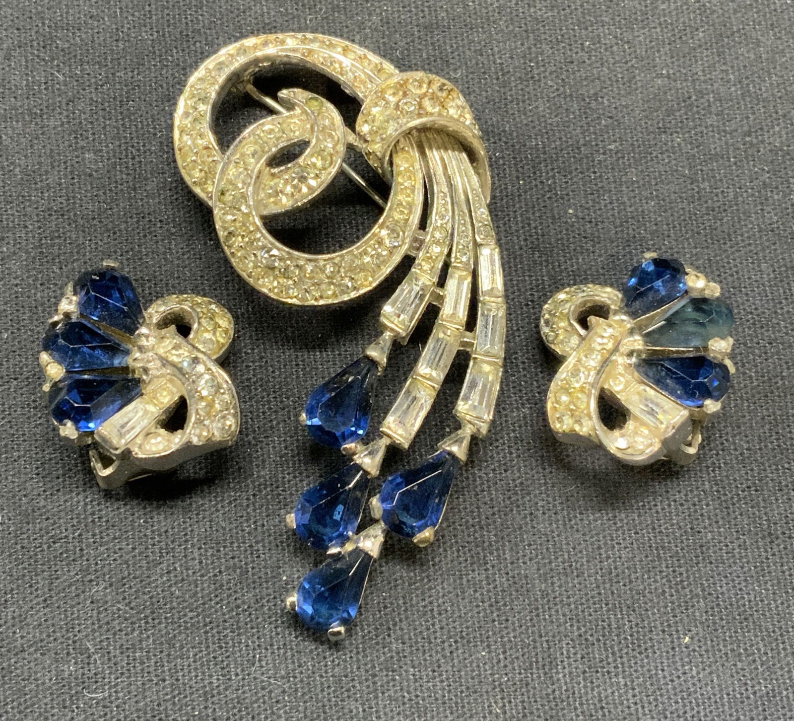 2 MARCEL BOUCHER Blue Crystal Brooch & Earrings (1 of 8)