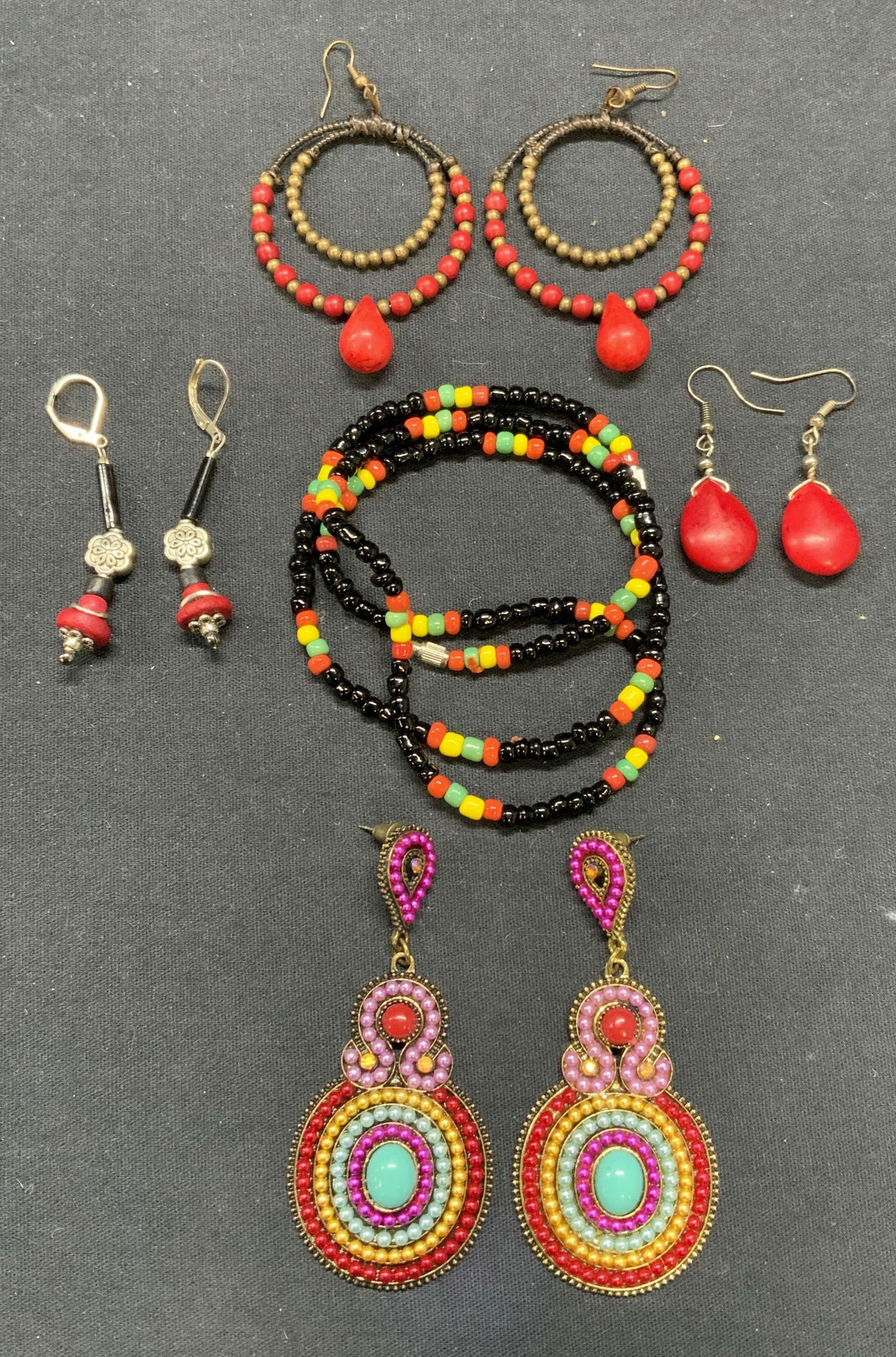 5 Multi Color Beaded Dangle Earrings & Necklace (1 of 12)
