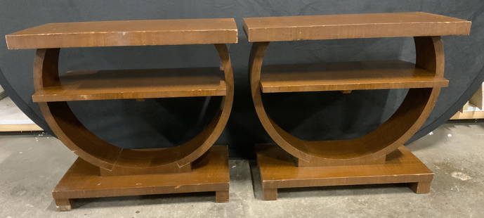 Pair Gilbert Rohde Brown Saltman Art Deco Tables: Art Deco Tables attributed to Gilbert Rohde Brown Saltman circa 1930s - 40s. no apparent signatures. Iconic side profil with geometric round Stacking table, and curio display for any small decorative