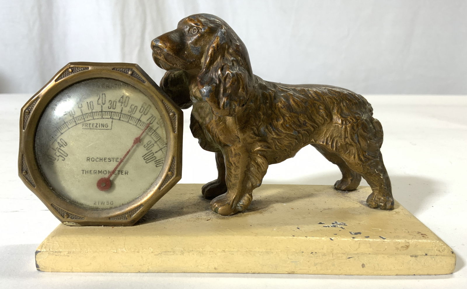ROCHESTER Antq Gilt Metal Spaniel Thermometer (1 of 9)