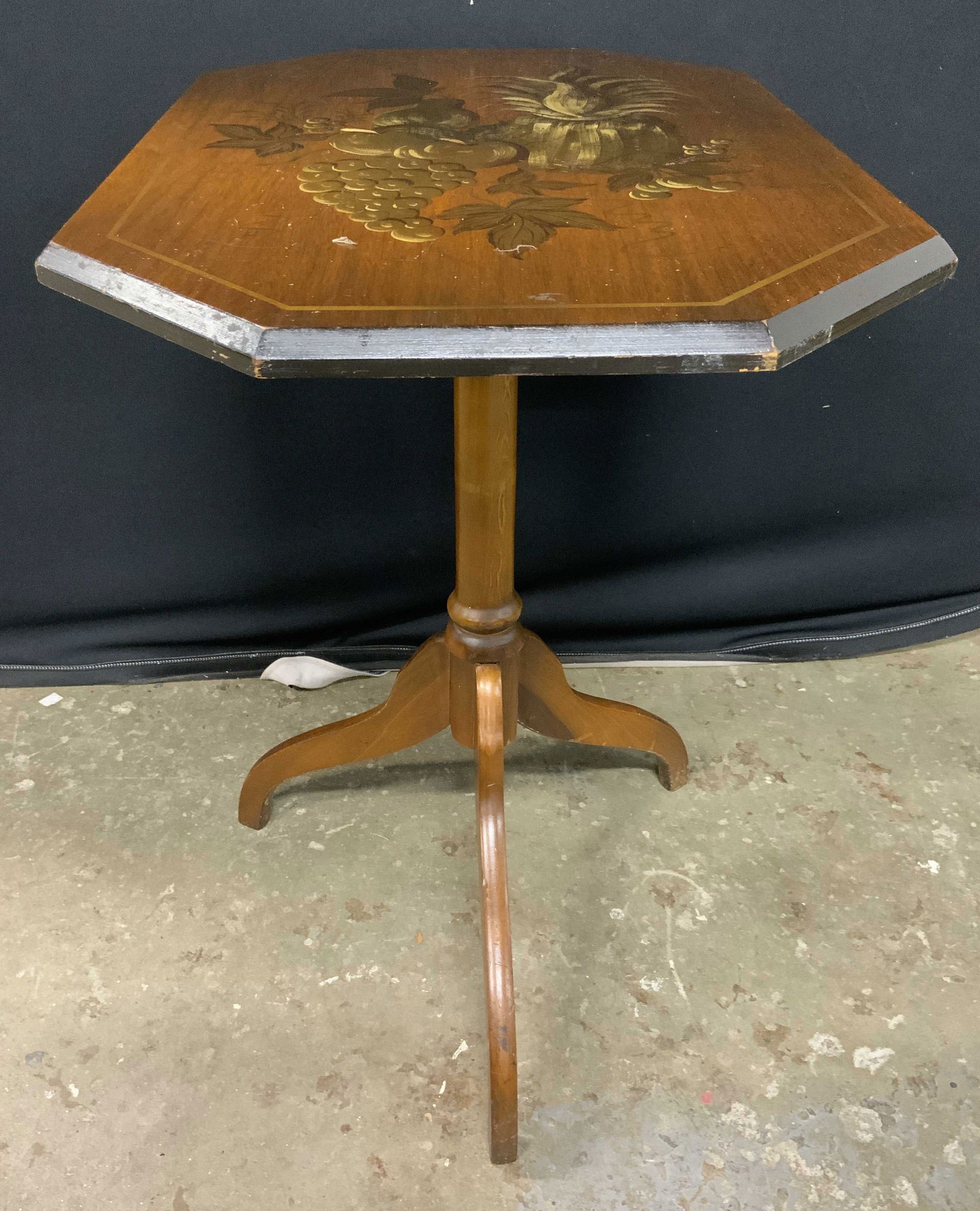Vintage Hand Painted Wooden Tilt Top Table (1 of 9)