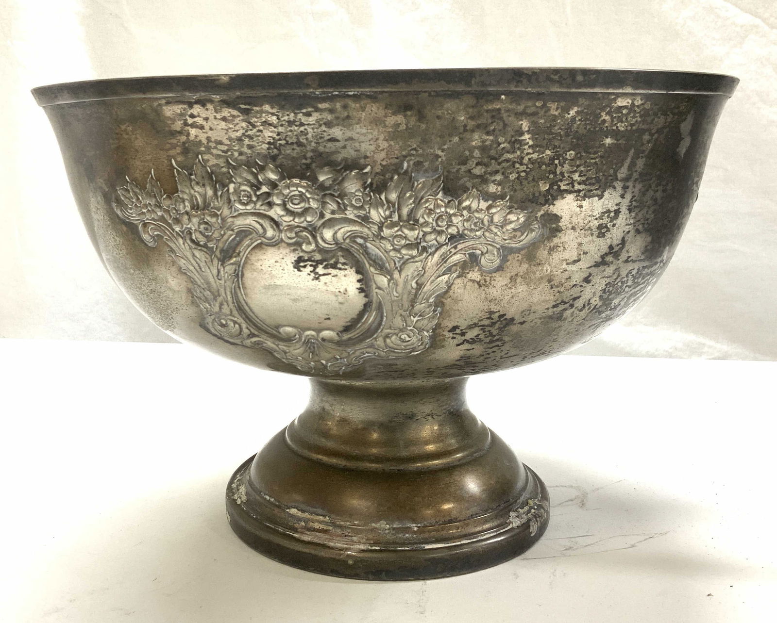 Minners & Co Repousse .500 Silver Pl Bowl, Antique (1 of 8)