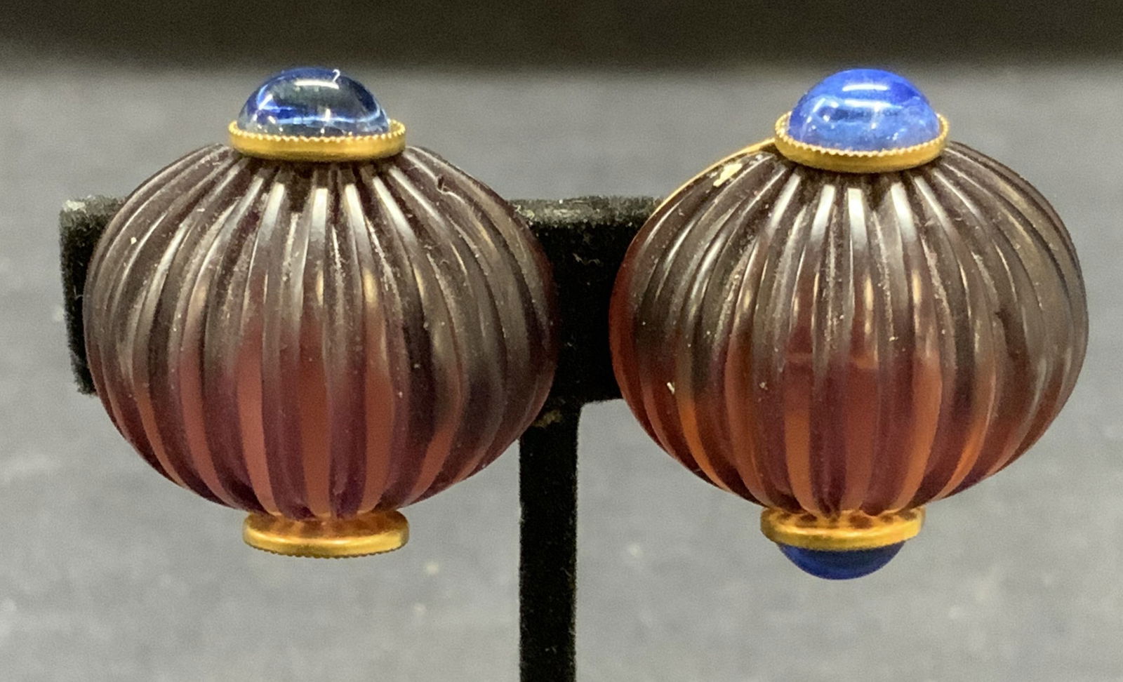 FABRICE Sculptural Purple Lucite Earrings (1 of 6)