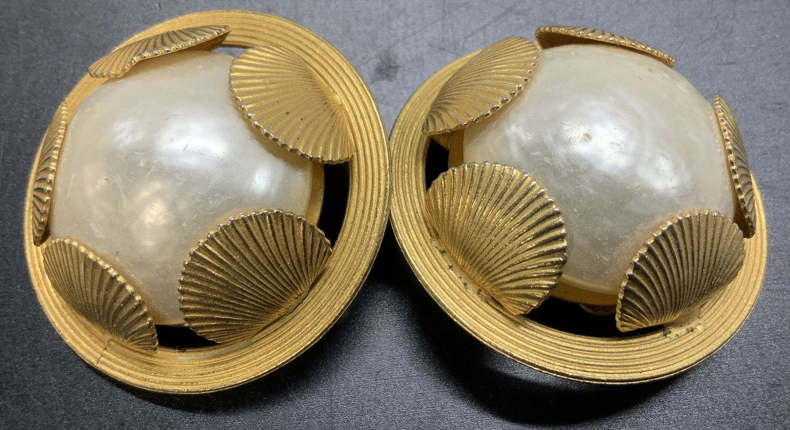 Dominque Aurientis Pearlescent Earrings Paris (1 of 6)