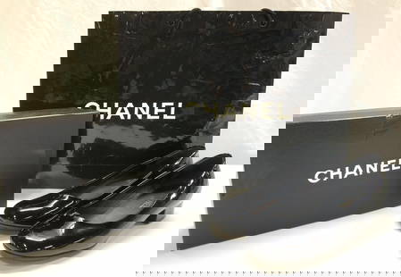 CHANEL Patent Leather Shoes w Box/Bag Italy: Chanel PARIS black patent leather low heel shoes that comes in a Chanel shoebox with a Chanel bag. Product number 08A1 J G26216. Shoes are Made in Italy, size 42 ( 12B). Rubber heel and sole with gold