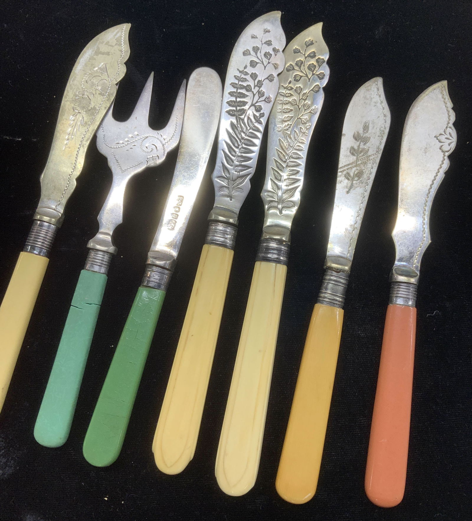 Bakelite Handle Vintage EPNS Fish Knives & Fork, 7 (1 of 6)