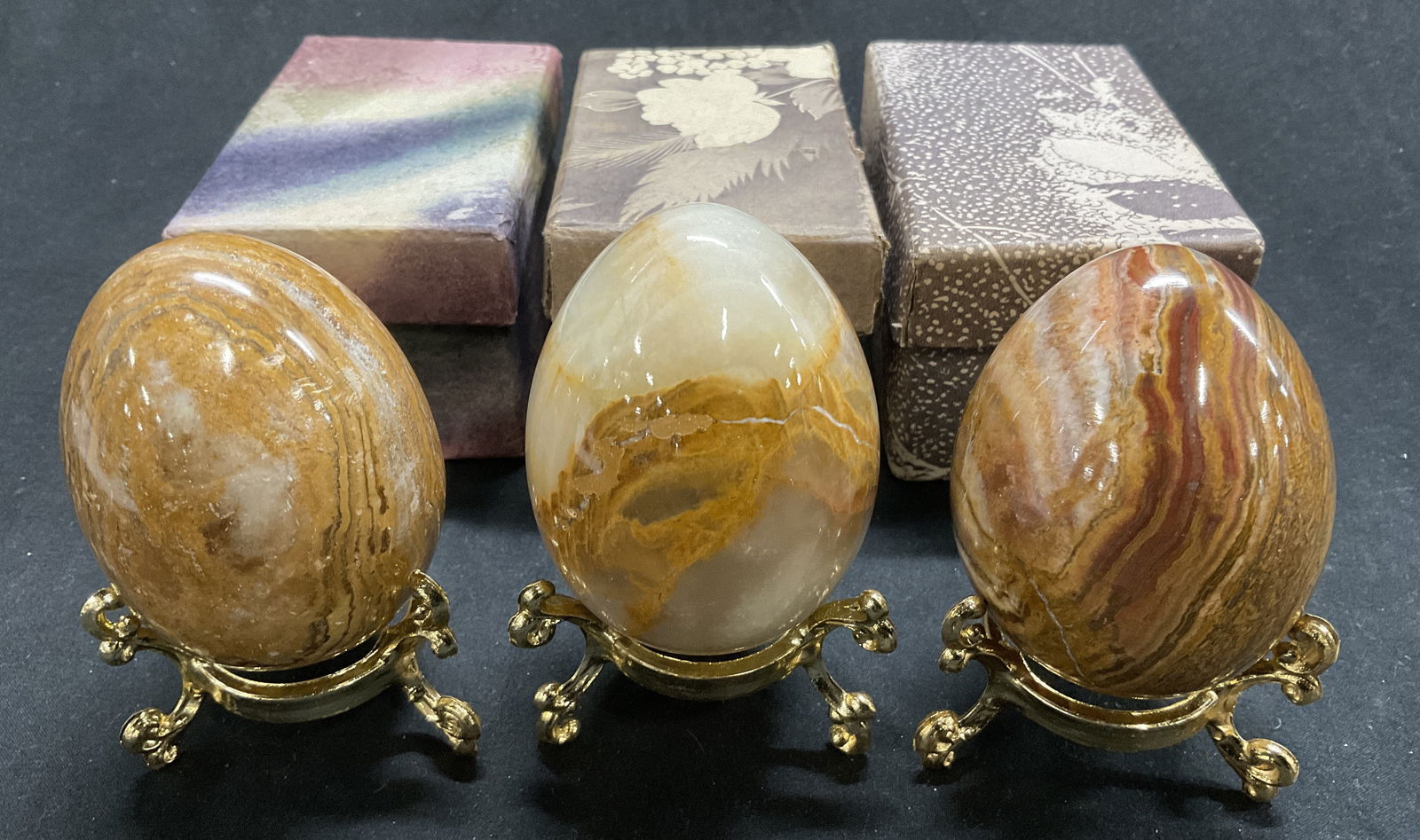 3 Brown Agate Stone Eggs with Stands Pakistan (1 of 15)