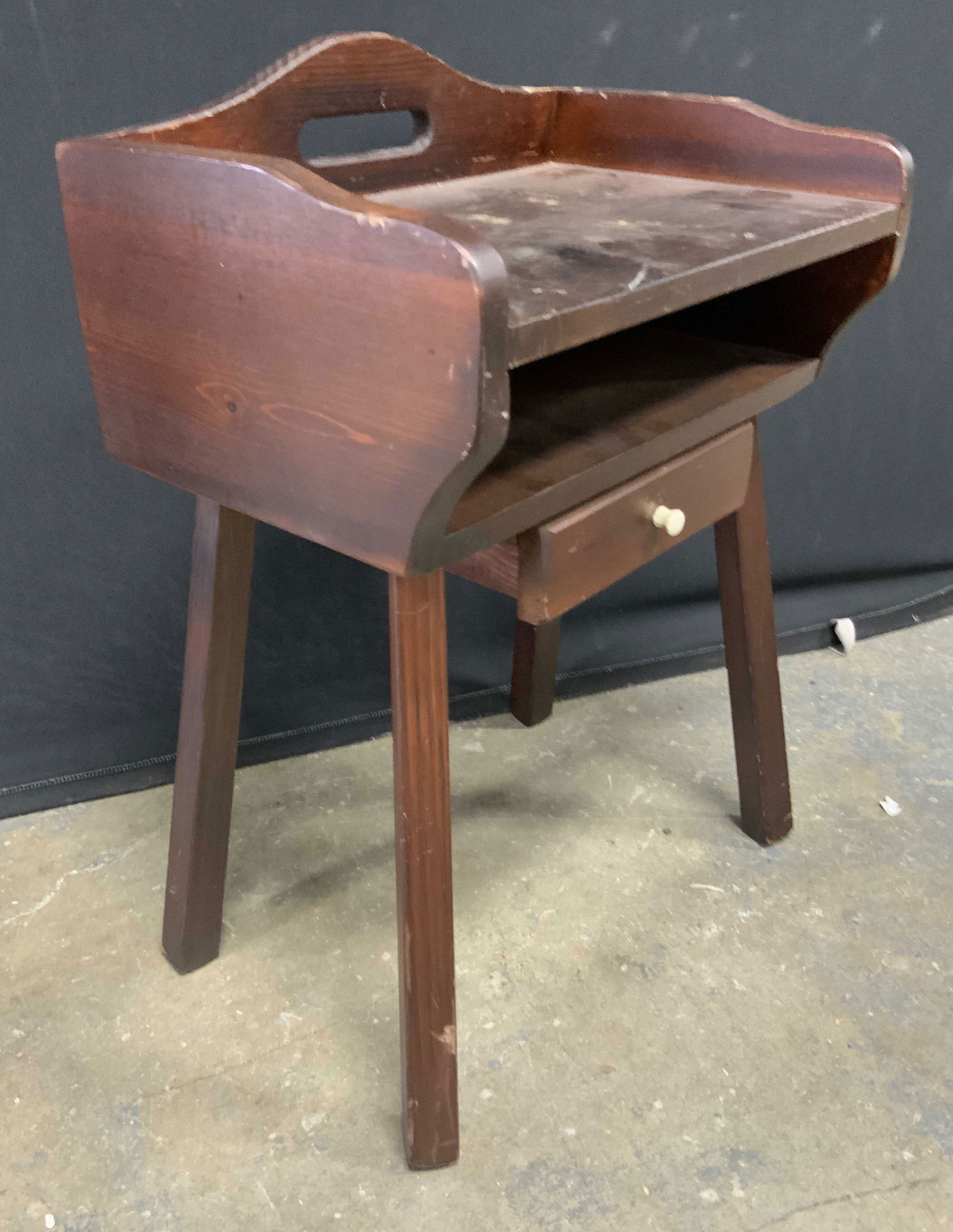 Vintage Wooden Side Table W/ Drawer (1 of 8)