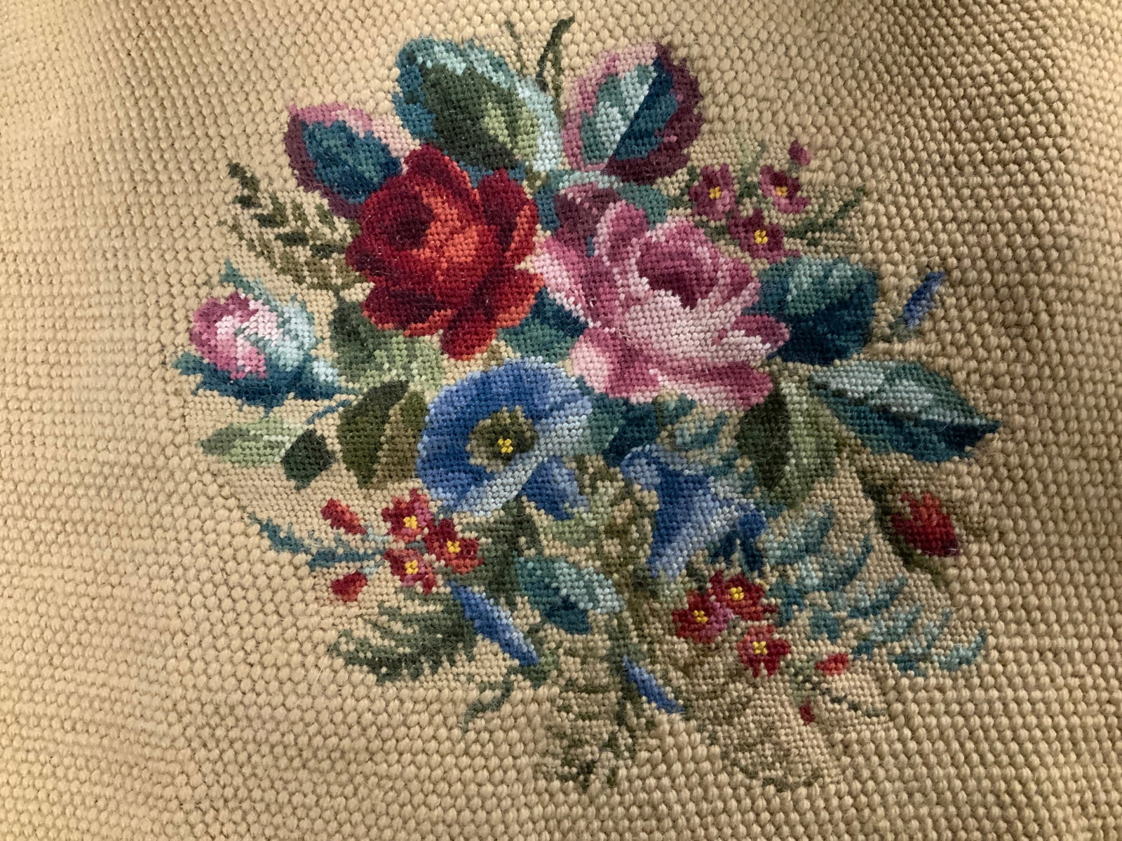 Petite Point Needlework On Canvas: Floral petite point in center of needlepoint on canvas. Unfinished item for framing, as a pillow. Canvas measures 19 x 18.5 in. Needlepoint measures 15.5 x 13.5 in. Decorative arts, Petite point , Nee