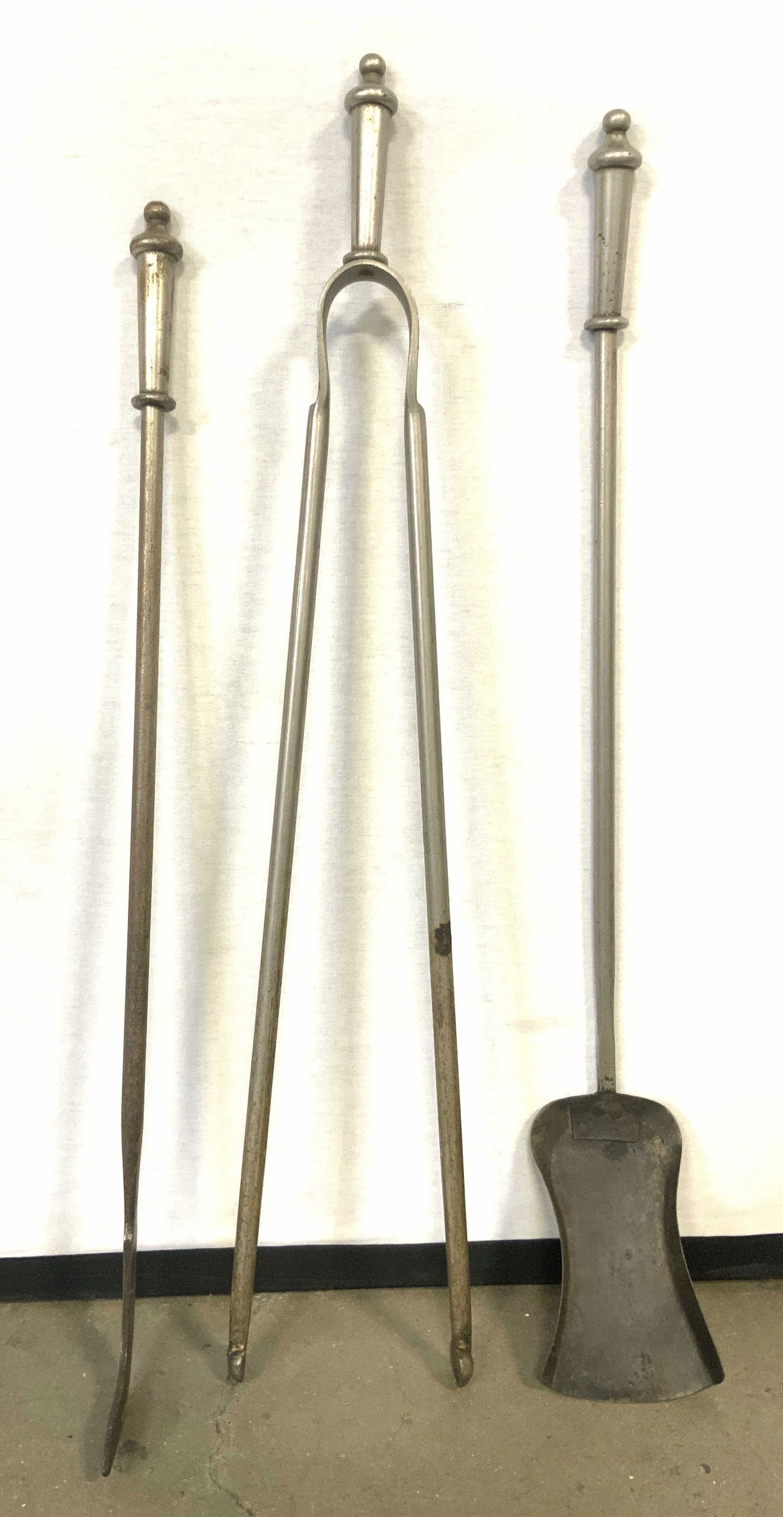 Lot 3 Vintage White Metal Fireplace Tools (1 of 6)