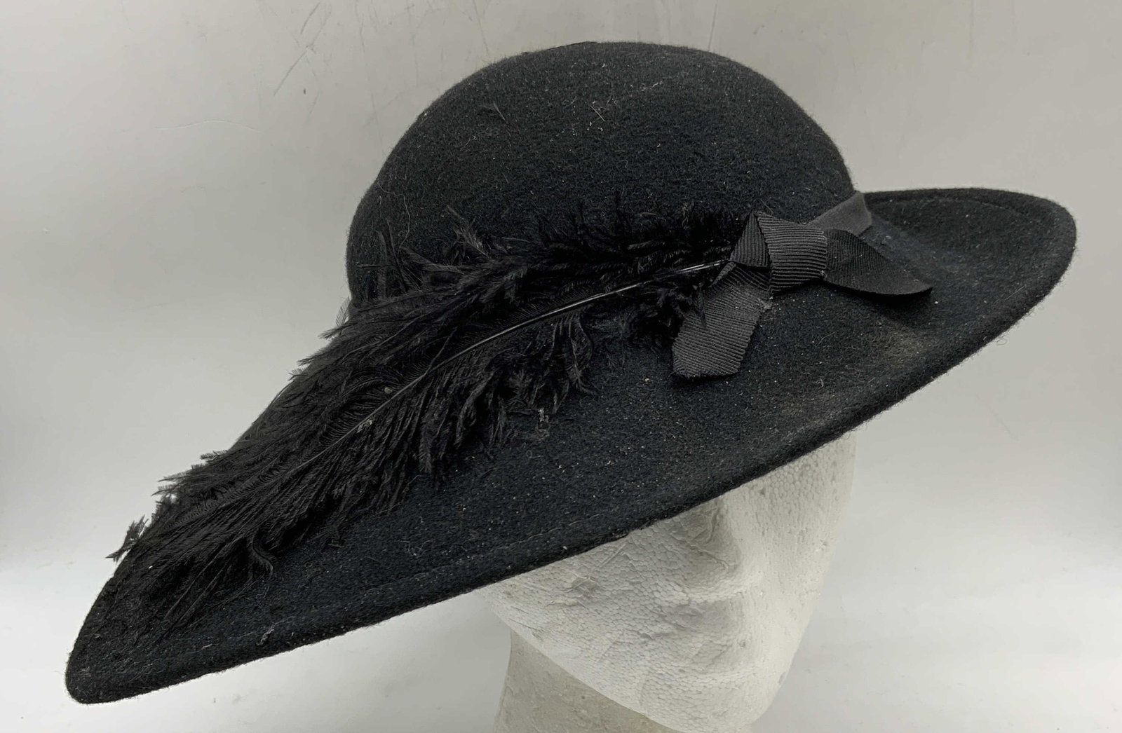 Vintage Black Wool Feather Hat (1 of 7)