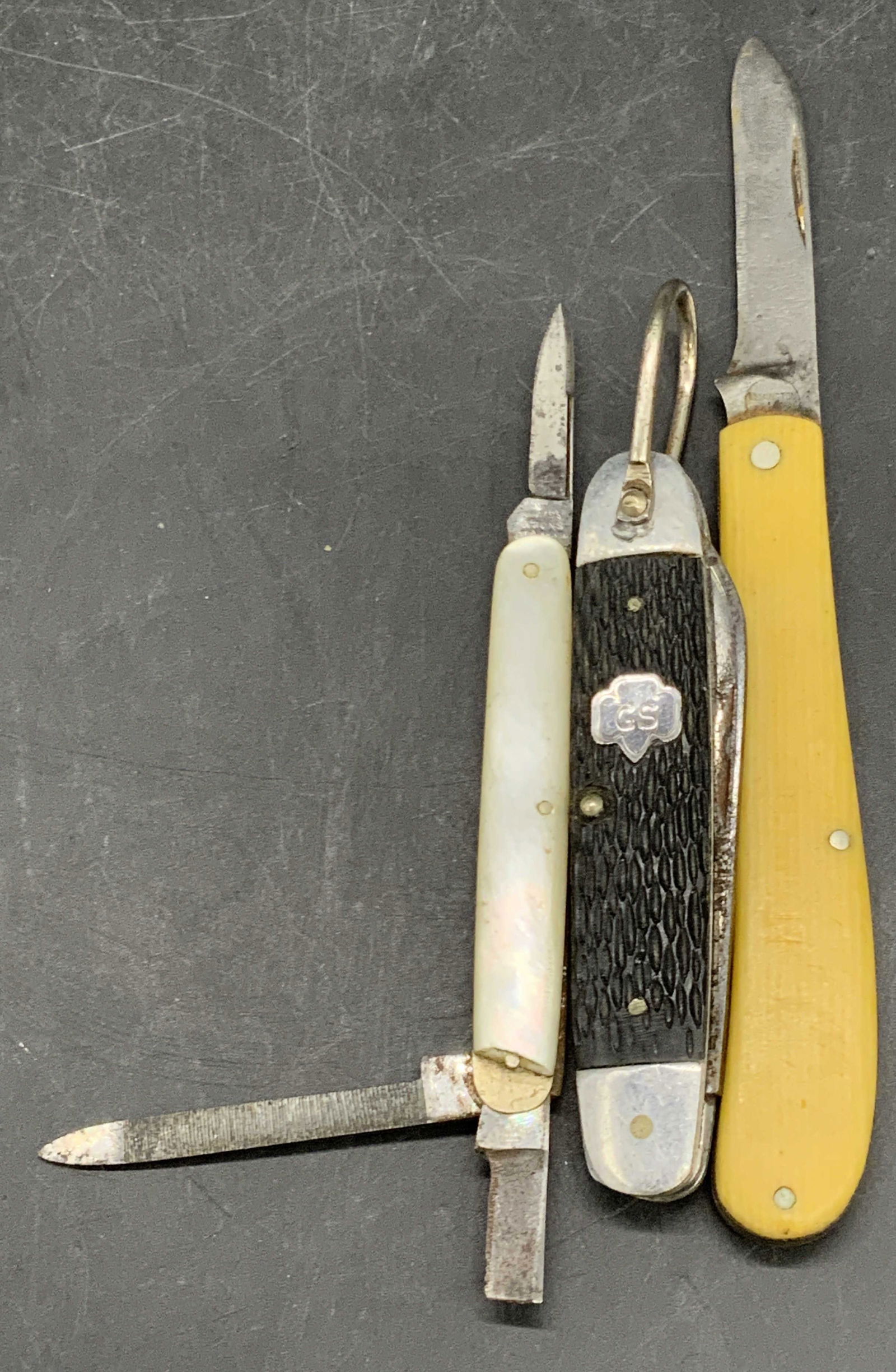 3 Vintage Pocket Knives, J. WISS, REMMINGTON, more (1 of 9)