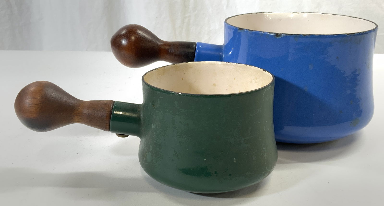 DANSK Lot 2 Vtg Enamel Pots W Wooden Handles (1 of 7)