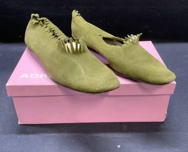 Vintage Rudi Gernreich Green Suede Flats: Vintage Rudi Gernreich green suede flats. Size 8.5. Signed to one insole. Significant wear to insoles and outsoles consistent with exposure. Includes shoe box. Property of Manhattan estates and fashio