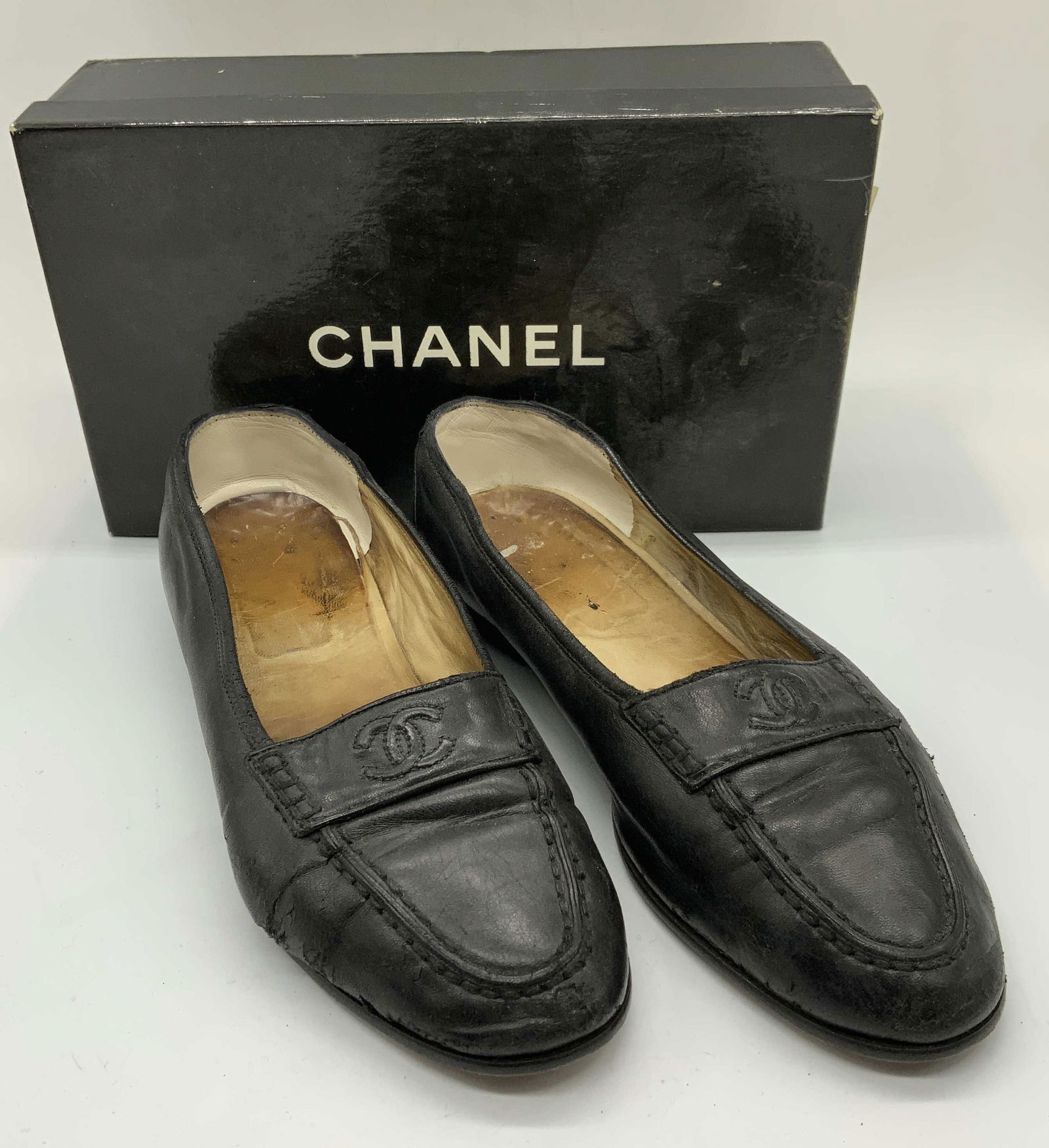 Chanel Black Leather Loafer Flats W Box (1 of 12)