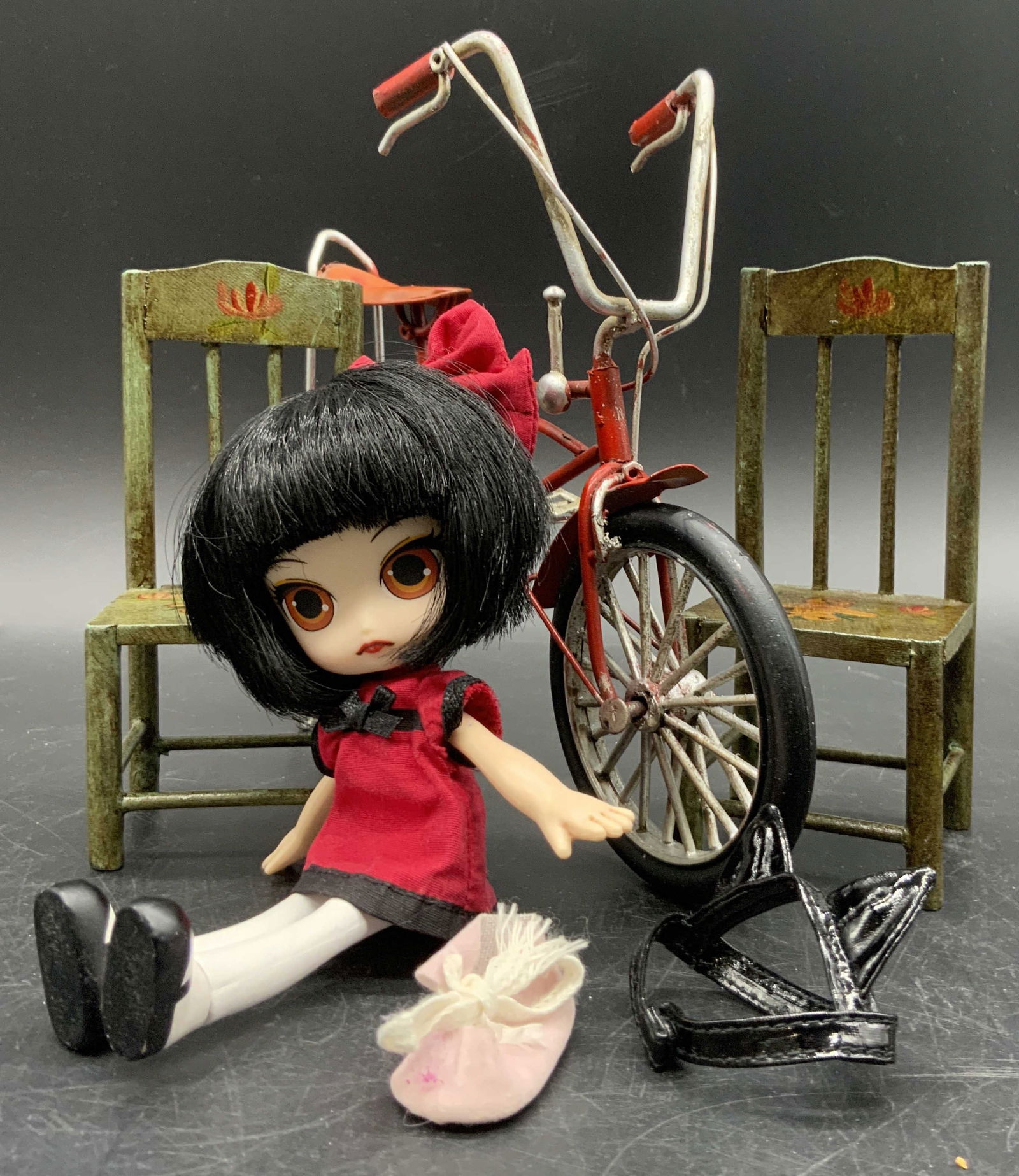 6 CHEONSANG Doll, Doll Furniture, & Doll Clothing (1 of 9)