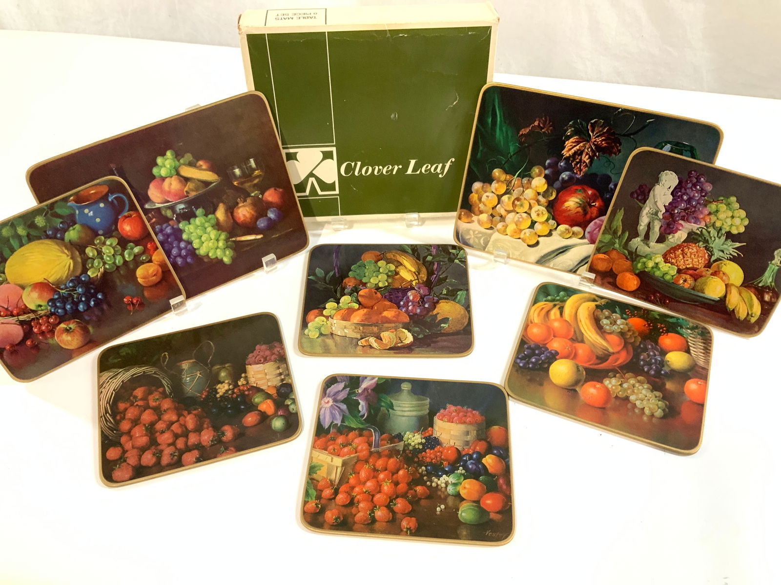 Set 8 Clover Leaf Still Life Cocktail Table Mats (1 of 7)