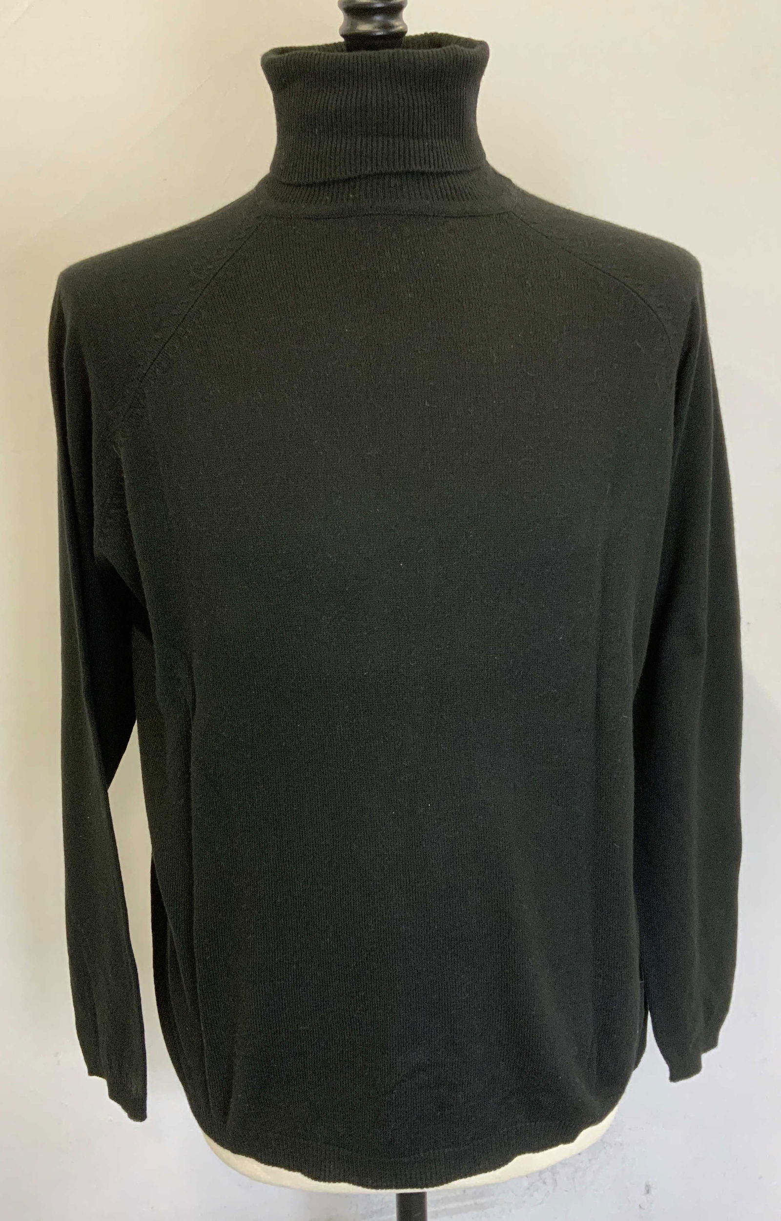 Kevoman Black Silk & Cashmere Turtleneck Sweater (1 of 6)