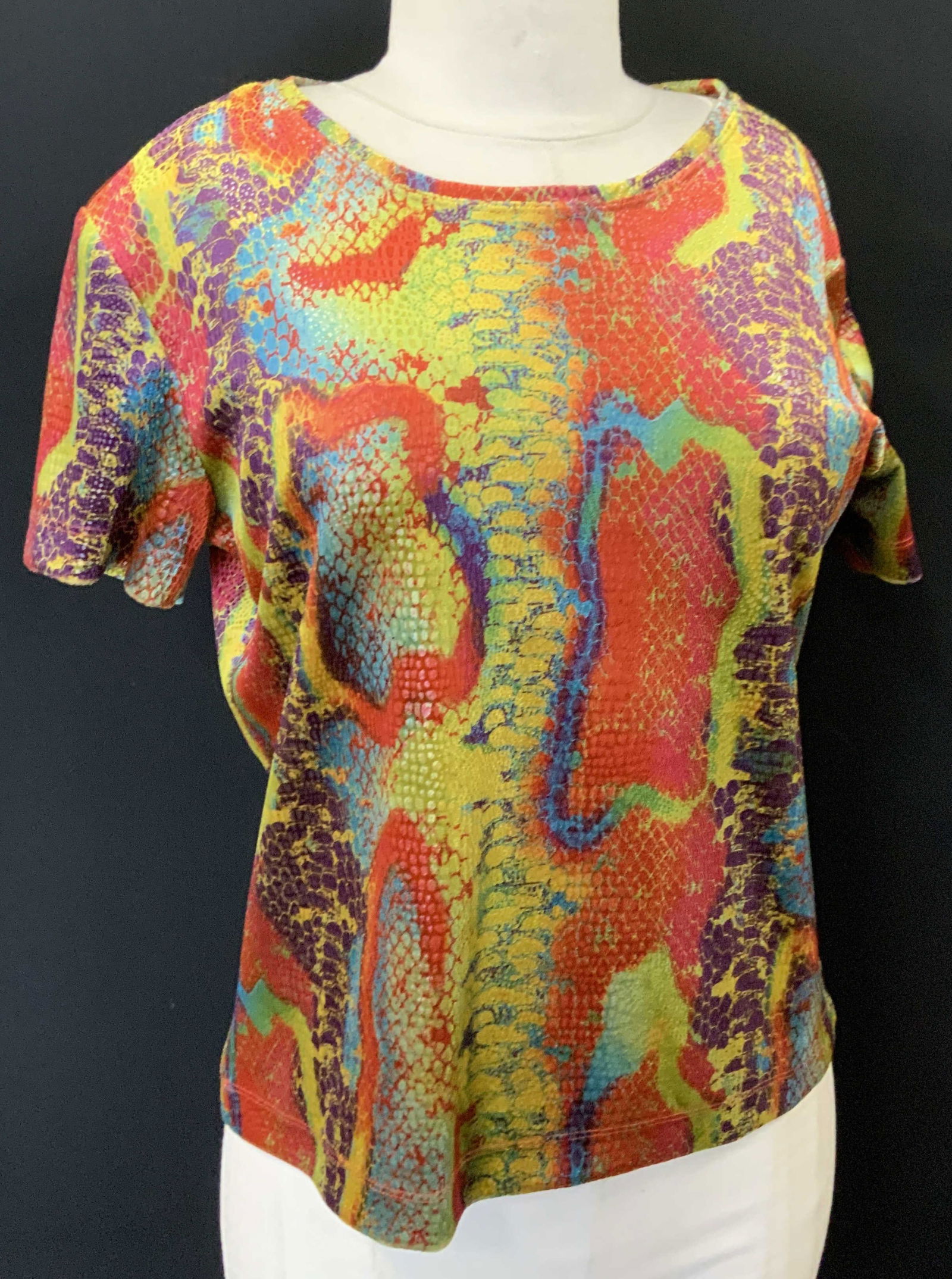 KENAR Vibrant Velvet Top w Snakeskin Pattern, USA (1 of 7)
