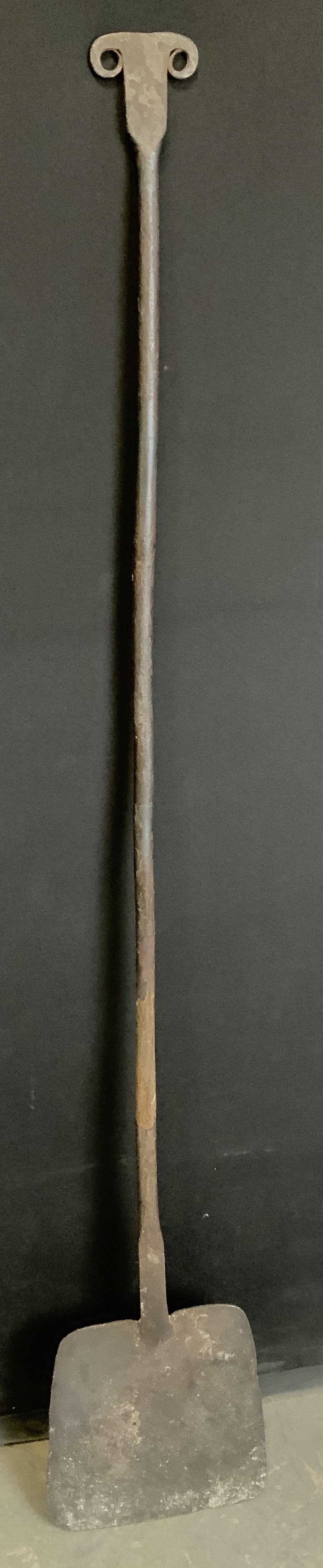 Antique Iron Coal Shovel / Pizza Paddle 3.6ft (1 of 7)