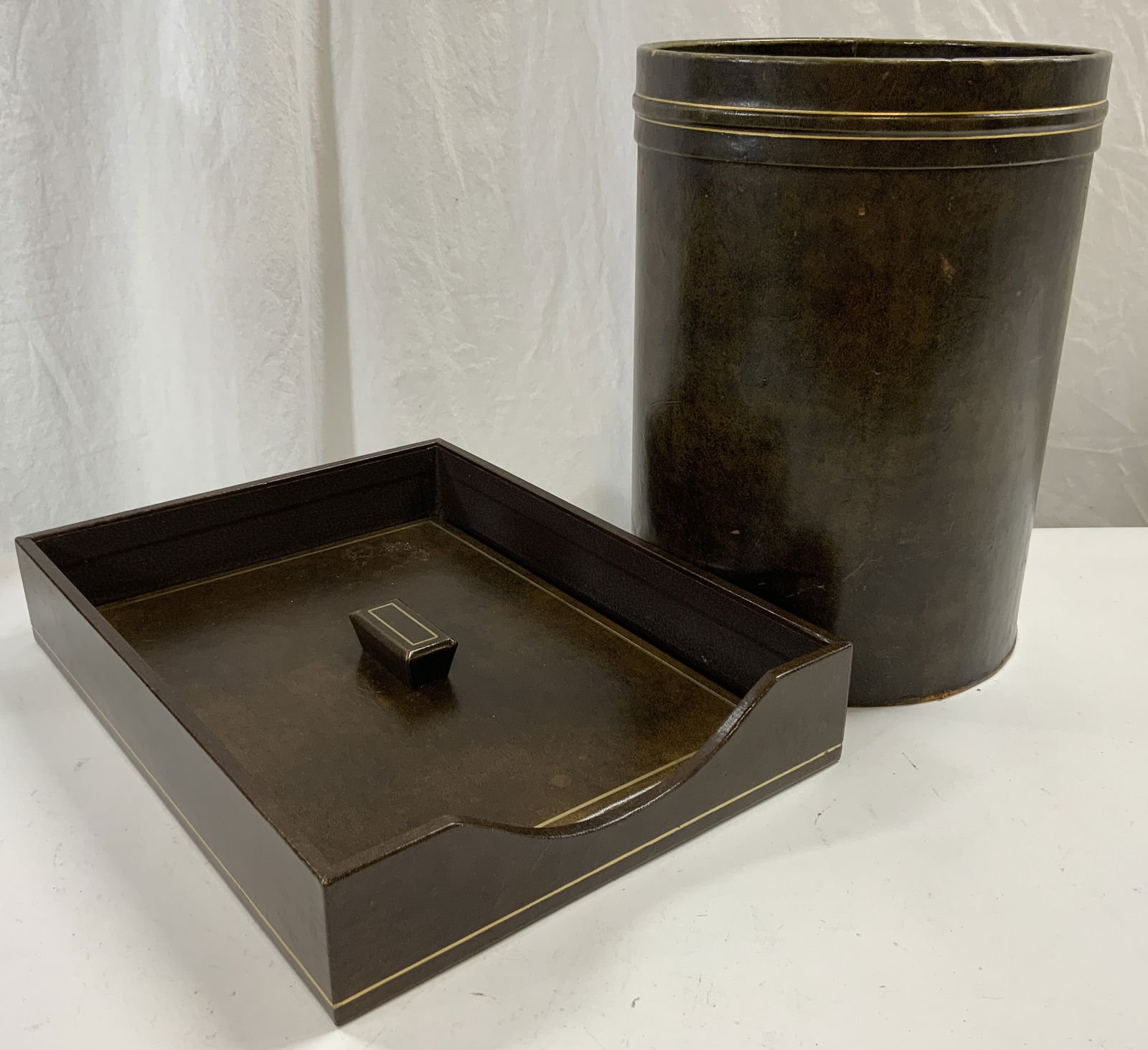 Lot 2 Leather Lined Tray & Bin W Gilt Piping (1 of 9)
