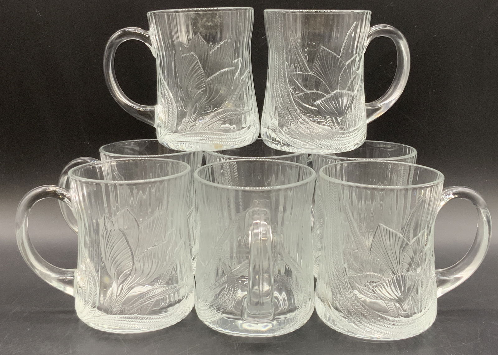 Set 8 ARCOROC Vintage Floral Glass Cups (1 of 10)