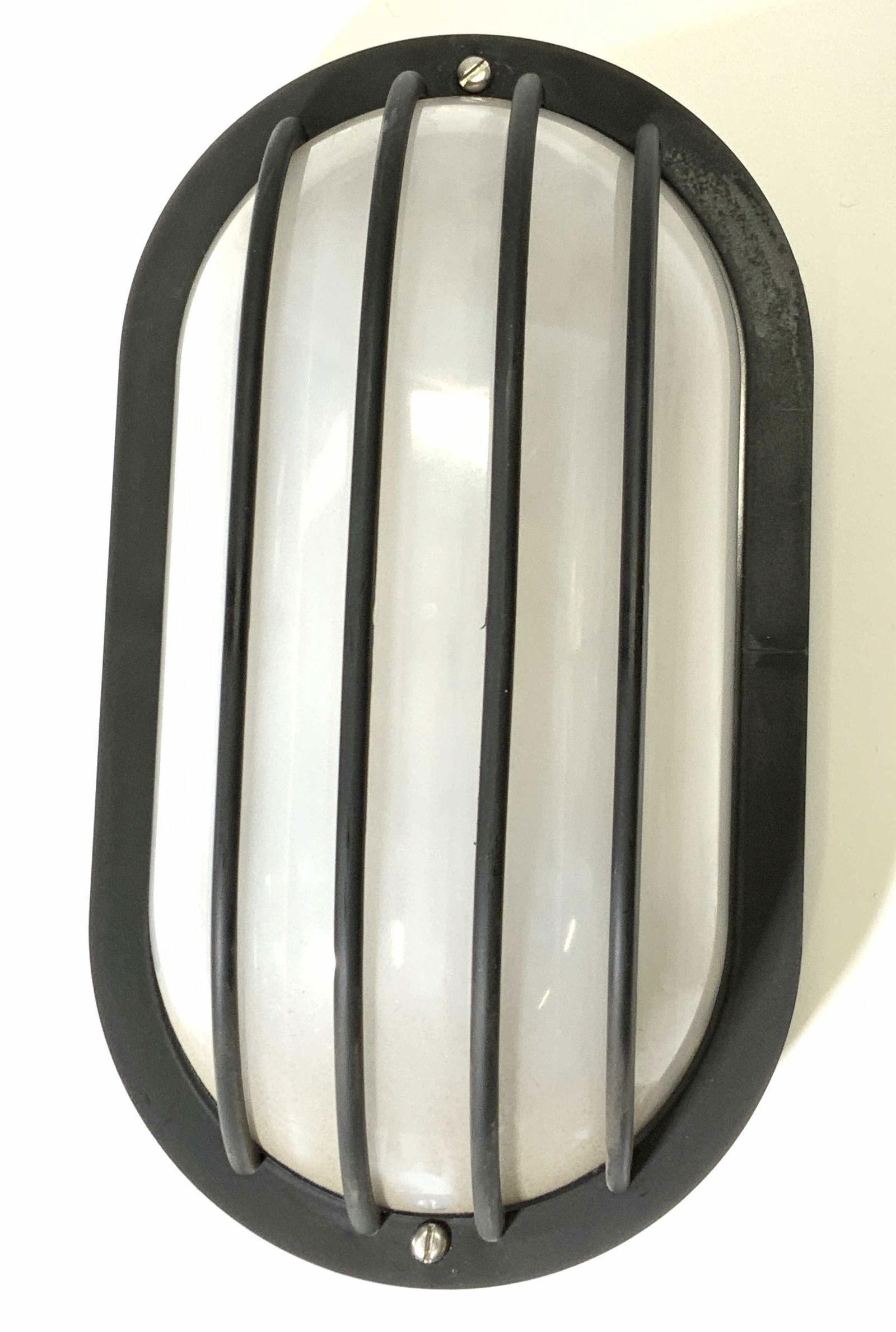 Oval Shaped Bulkhead Outdoor Light Fixture (1 of 4)