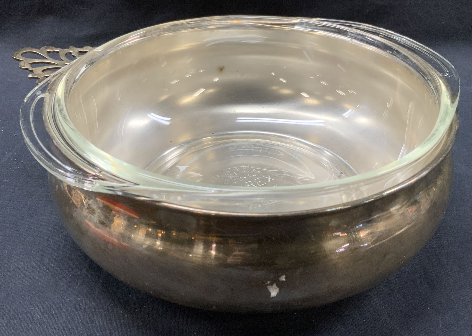 Silver Plate Serving Dish & Pyrex Glass Insert USA (1 of 8)