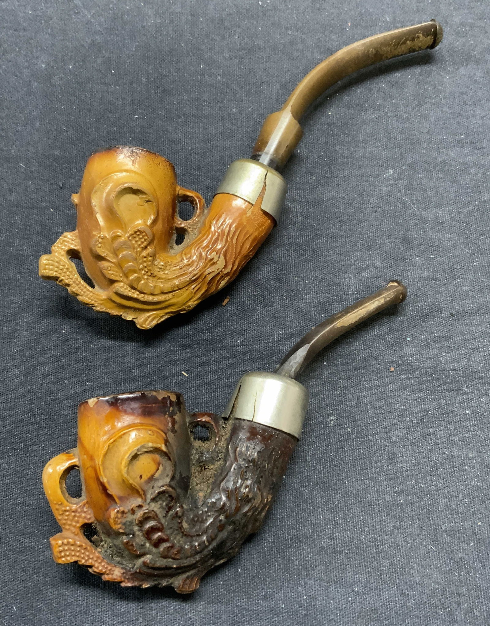 Lot 2 Vintage Ornately Carved Tobacco Pipes (1 of 9)