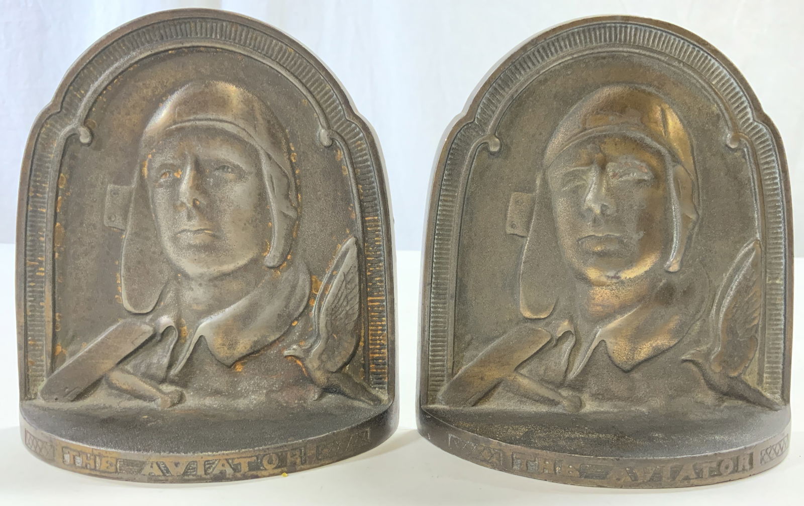 COPR THE AVIATOR Pr Vintage Iron Bookends (1 of 7)