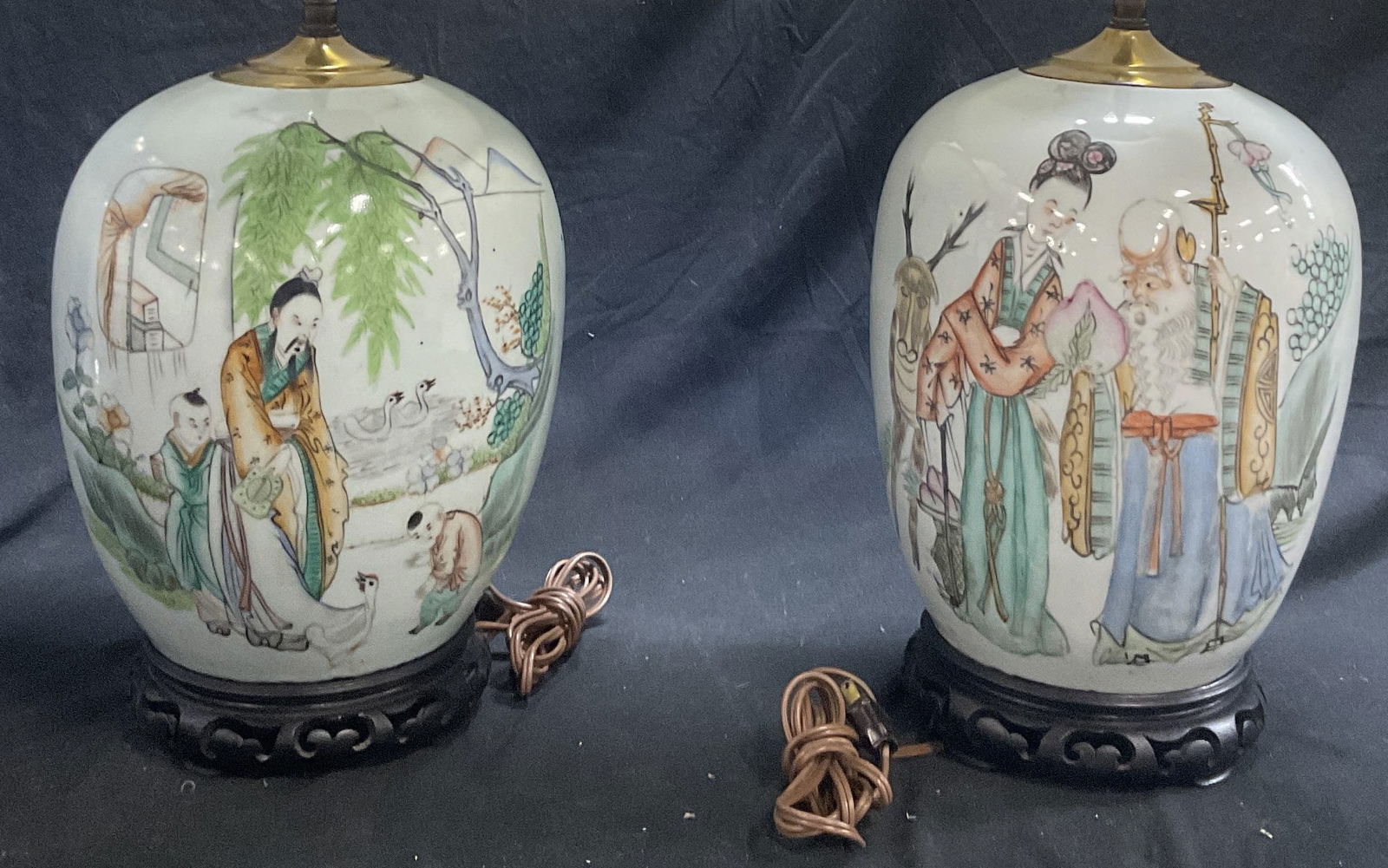 Pair Hand Painted Chinese Table Lamps (1 of 11)