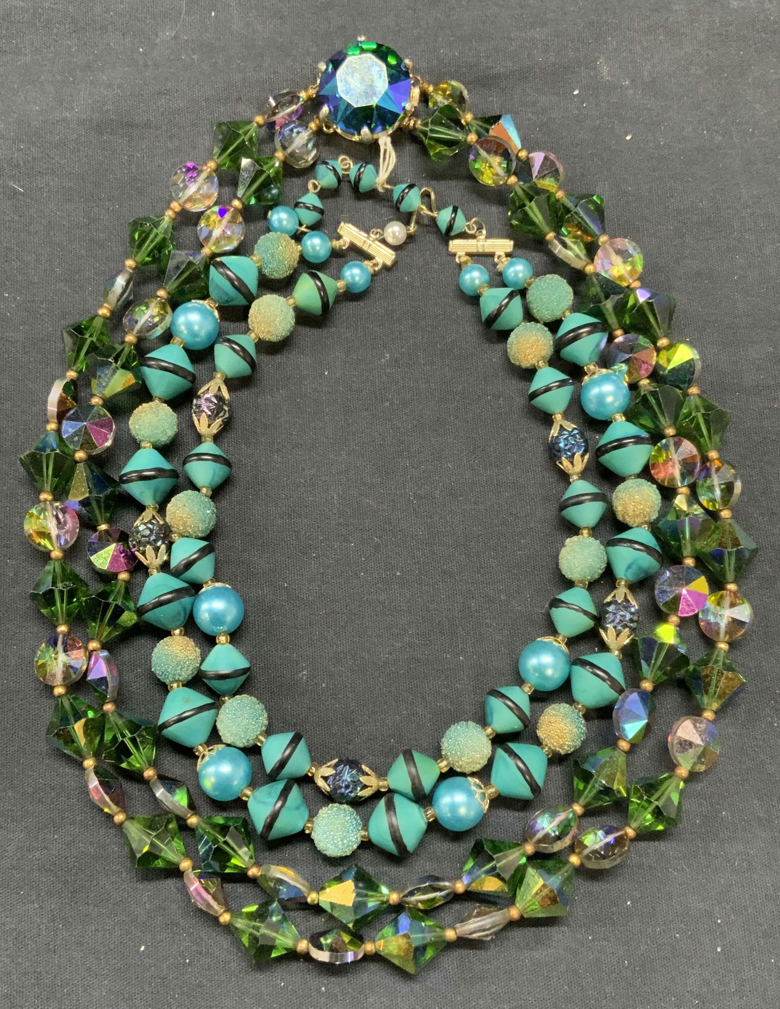 Lot 2 Green Crystal Double Strand Necklace, More (1 of 10)