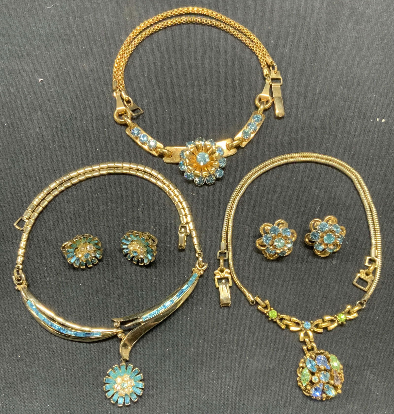 Lot 5 Coro Craft & BARCLAY Jewelry Sets, More (1 of 15)