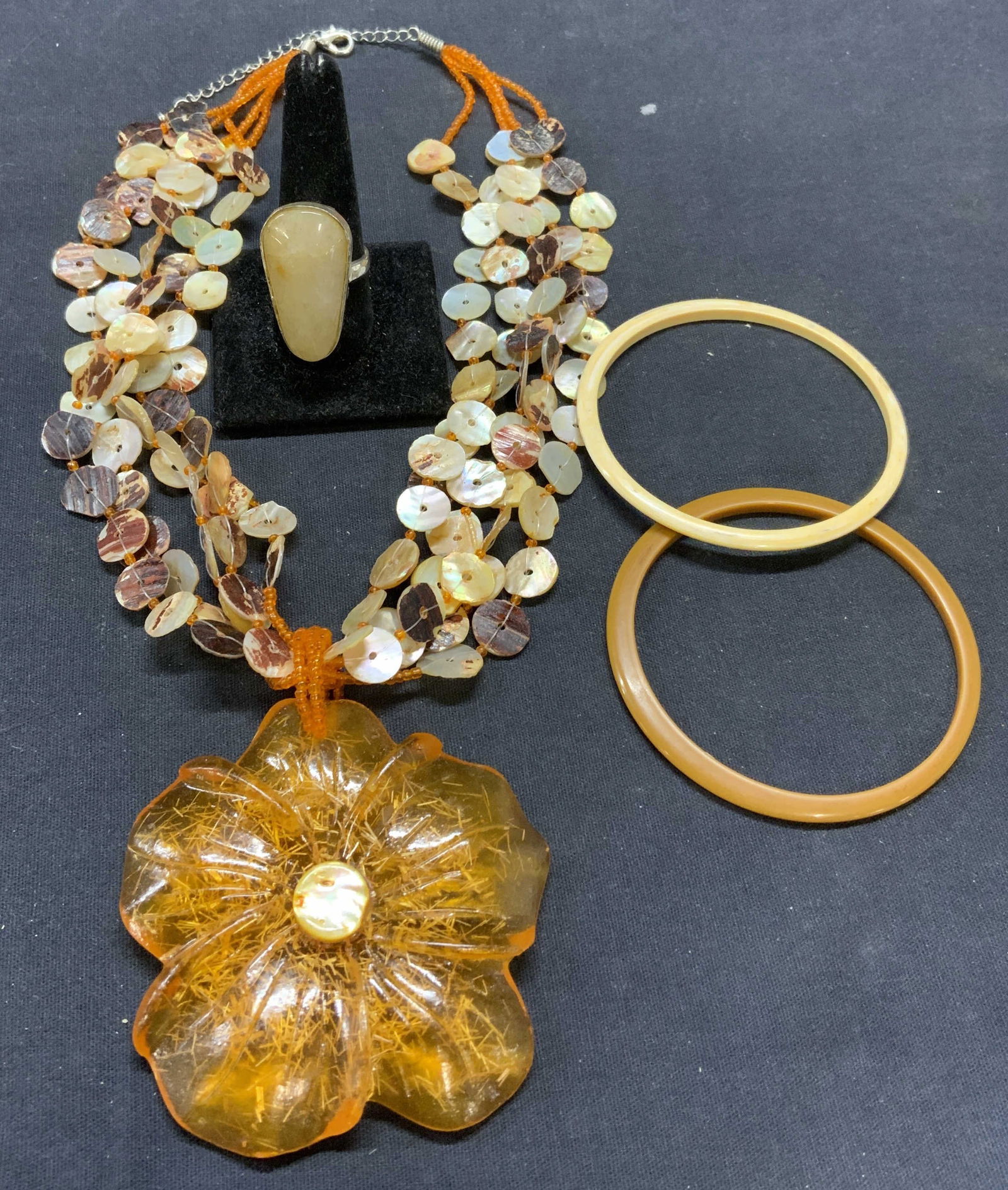 Lot 4 Flower Pendant Necklace, Quartz Ring, More (1 of 14)