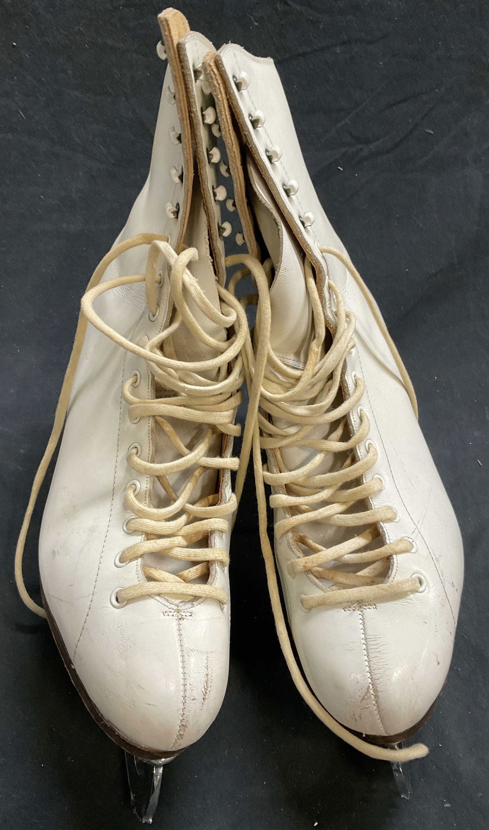 Vtg Pair White Leather Ice Skates & Bag, Austria (1 of 12)